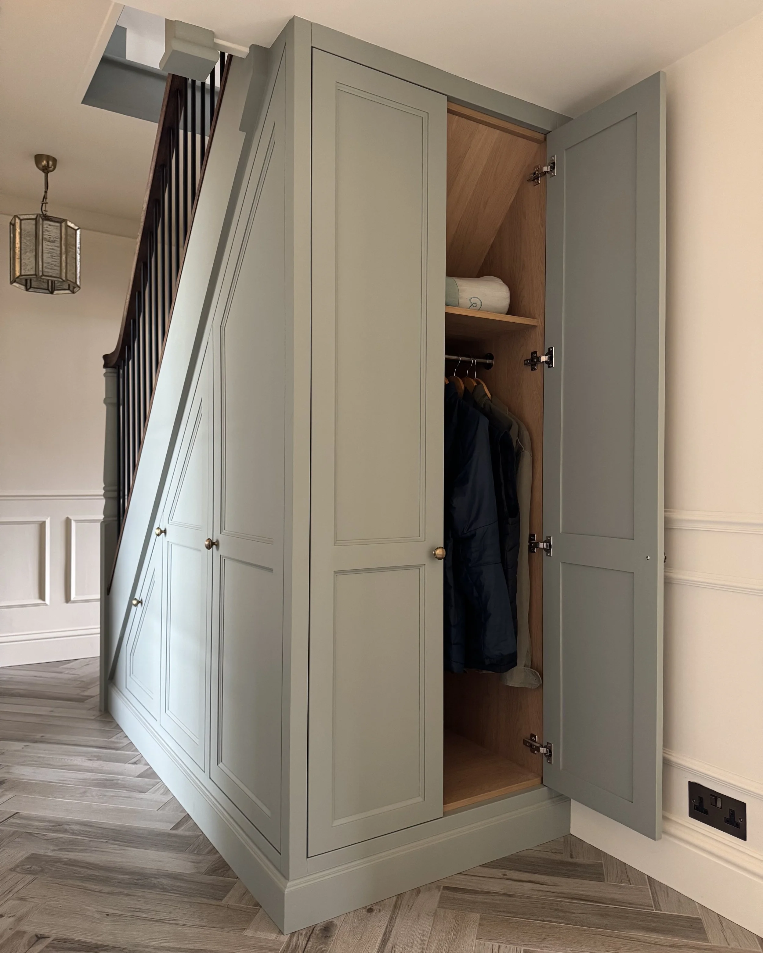 NC Bespoke Interiors - Understairs