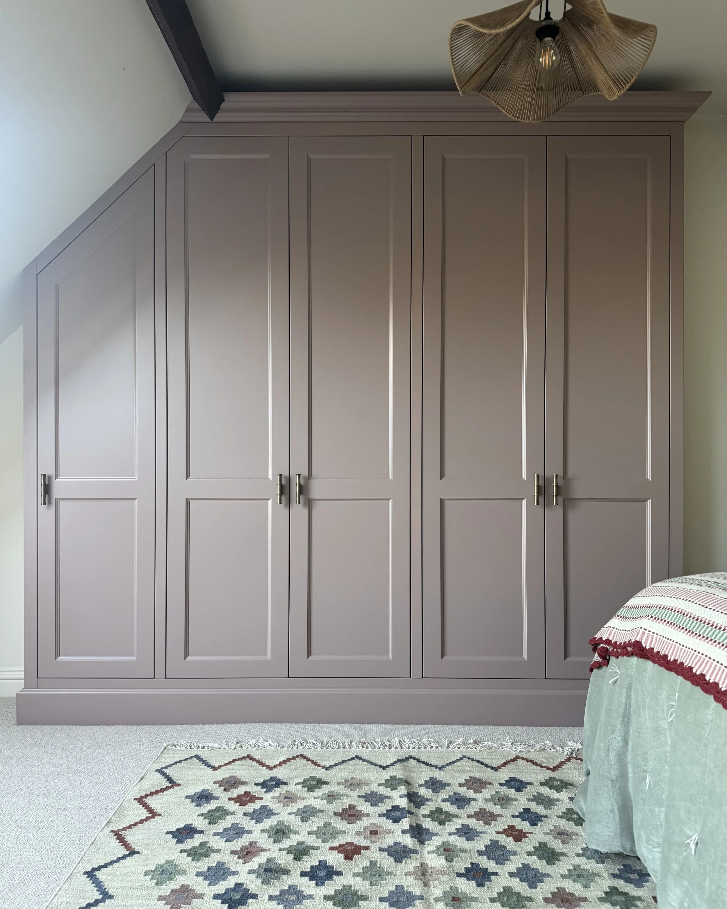 NC Bespoke Interiors-Wardrobe
