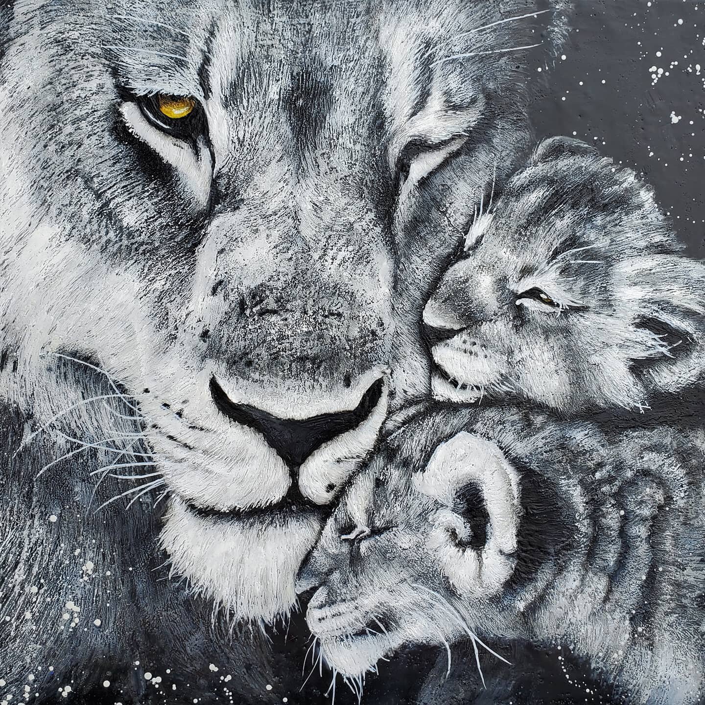 Here she is!  The lioness painting is finished.  I think its one of the paintings I'm most proud of! 

I just adore how snuggled in the babies are, fully loving their big strong mama!  Knowing she will keep them safe and take care of them.

Check out