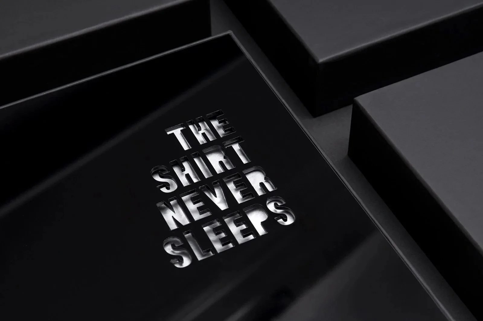 Oxigen_-The-Shirt-That-Never-Sleeps-03-1600x1067.jpg