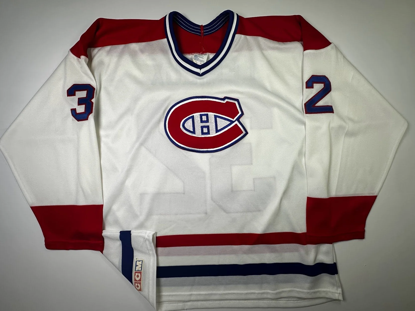 Montreal Canadiens Claude Lemieux CCM  Sz. XL