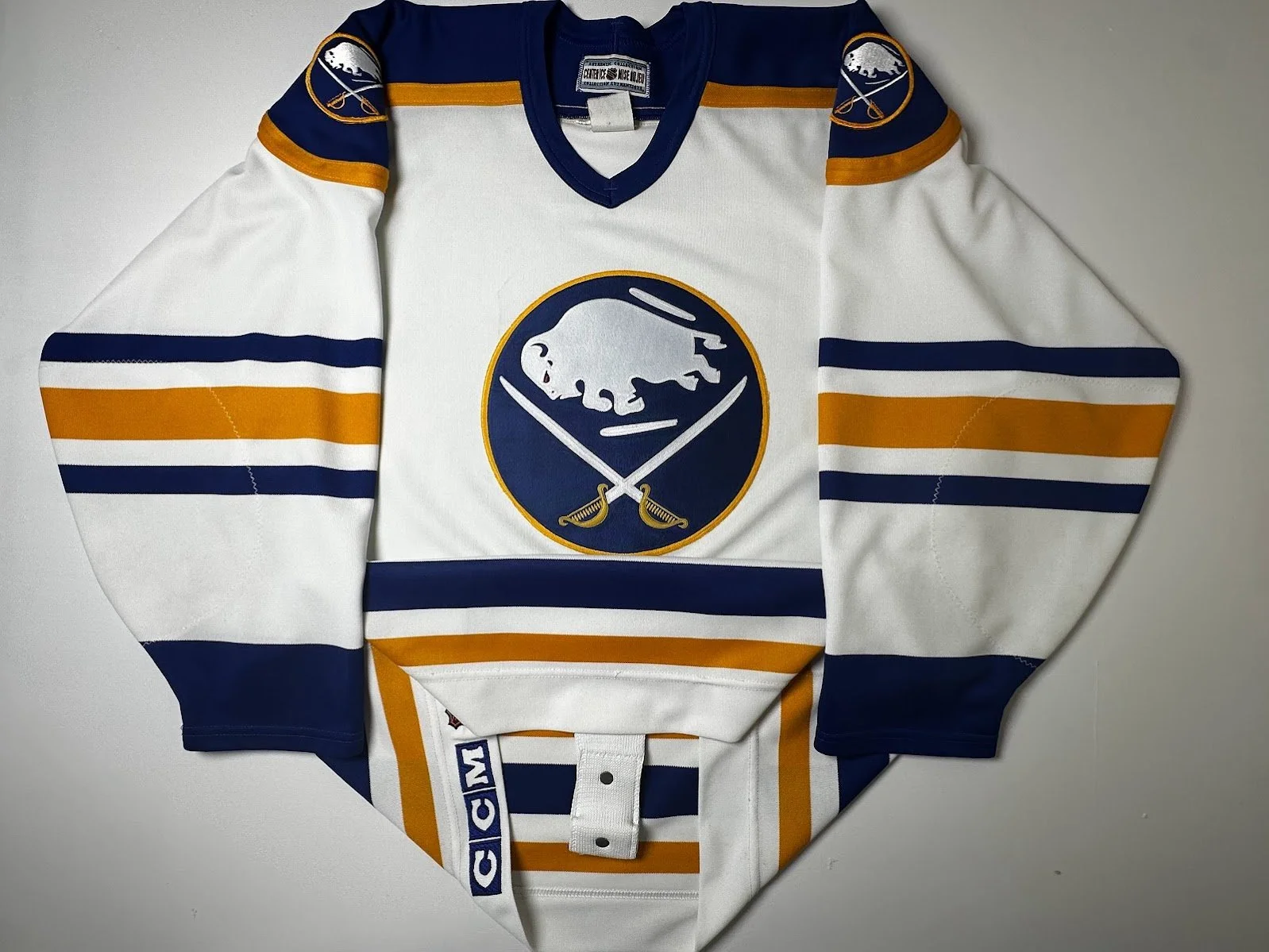 Buffalo Sabres Blank CCM  Sz. 48