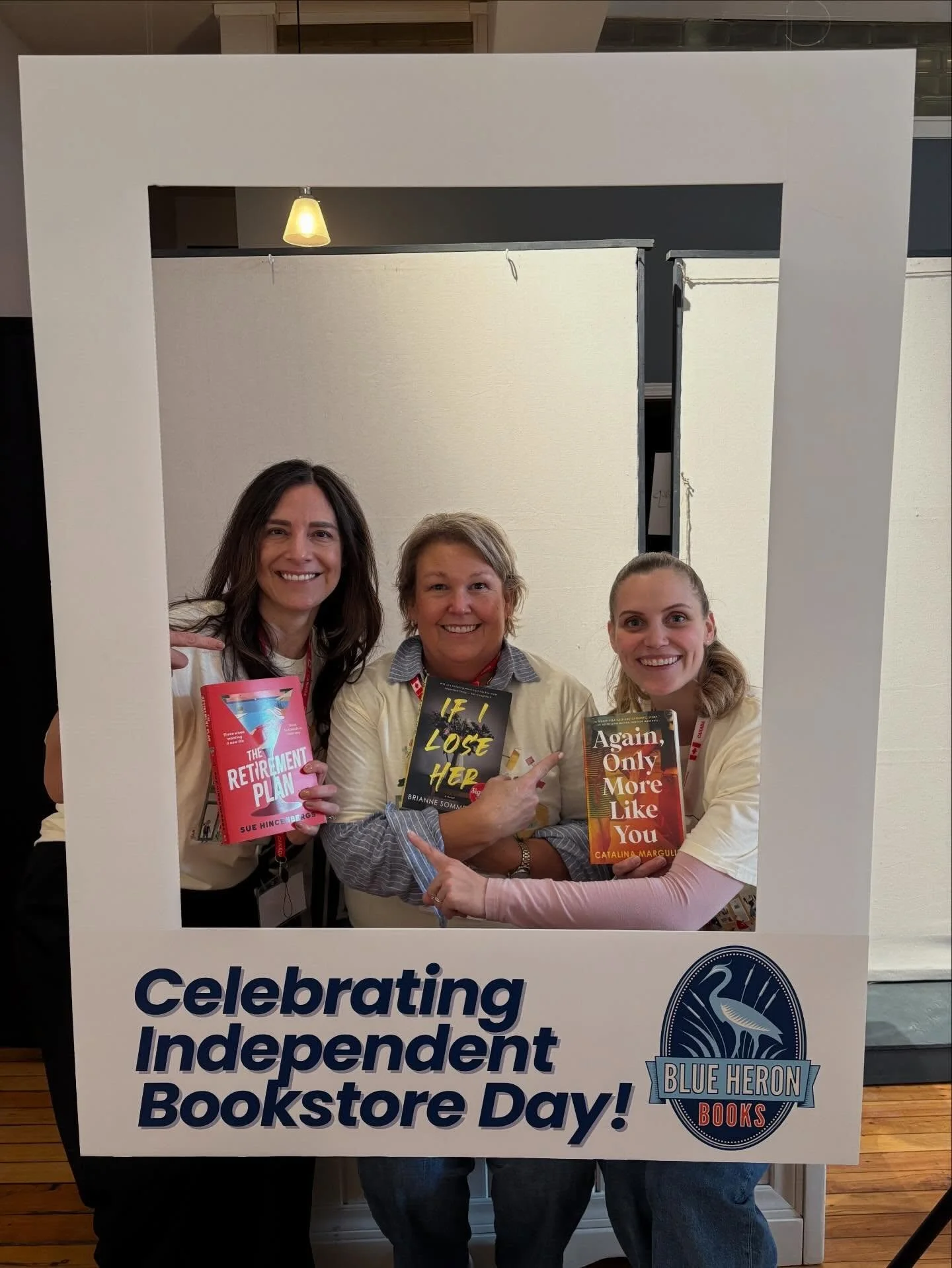 Happy Indie Bookstore Day! 📚

Flashback to a year ago when I got to enjoy this day at @blueheronbooks with @hincenbergs @theliannz and @briannesomm along with Blue Heron&rsquo;s fantastic community of readers. Sue made me laugh so hard, and I loved 