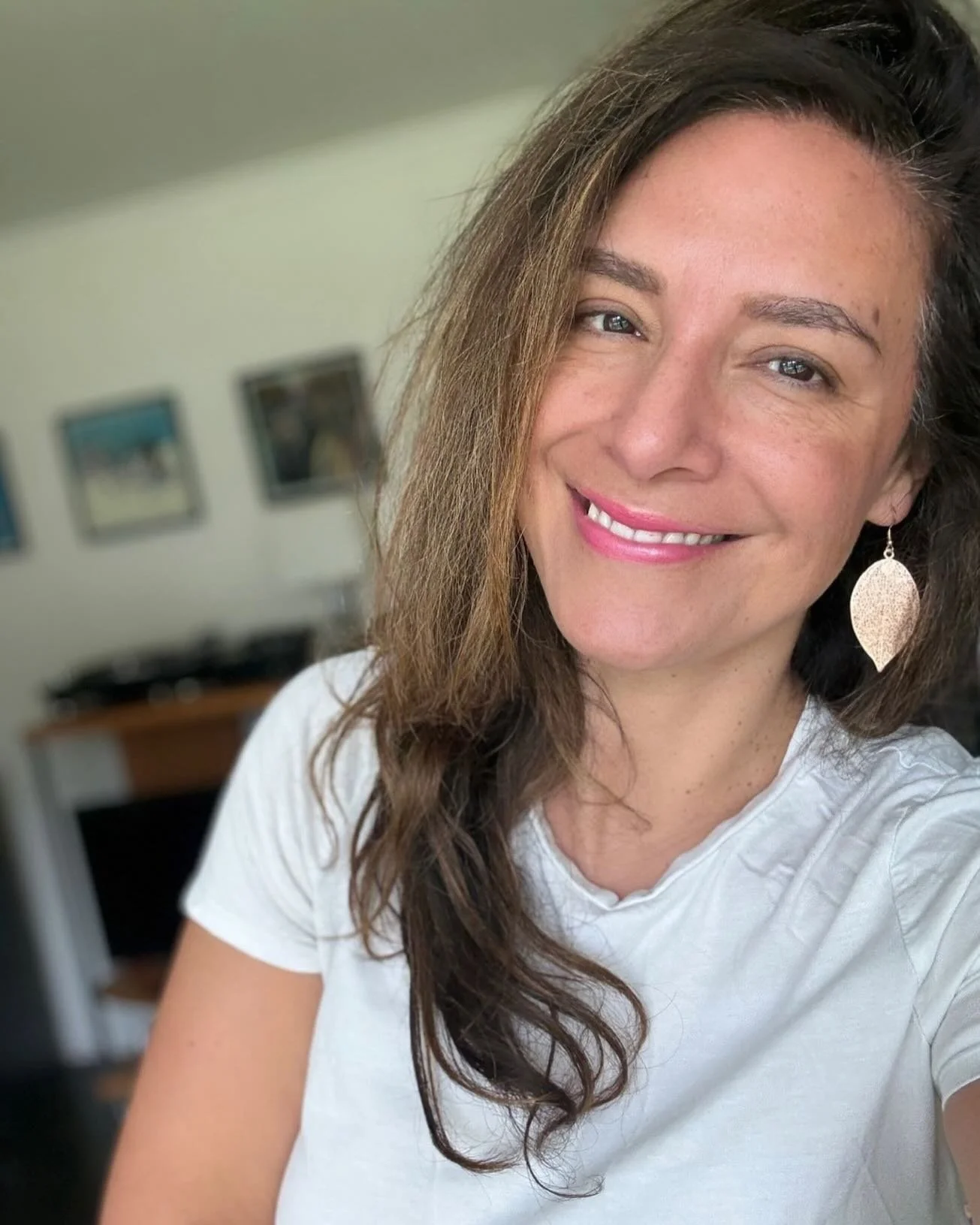 Let me introduce myself&hellip;

Me llamo Catalina, but you can call me Cat.

Buenos Aires born, Toronto raised, but really just a California girl at heart 🏄🏻 

Recently published author of Again, Only More Like You, link in bio.

Super (tired) mom