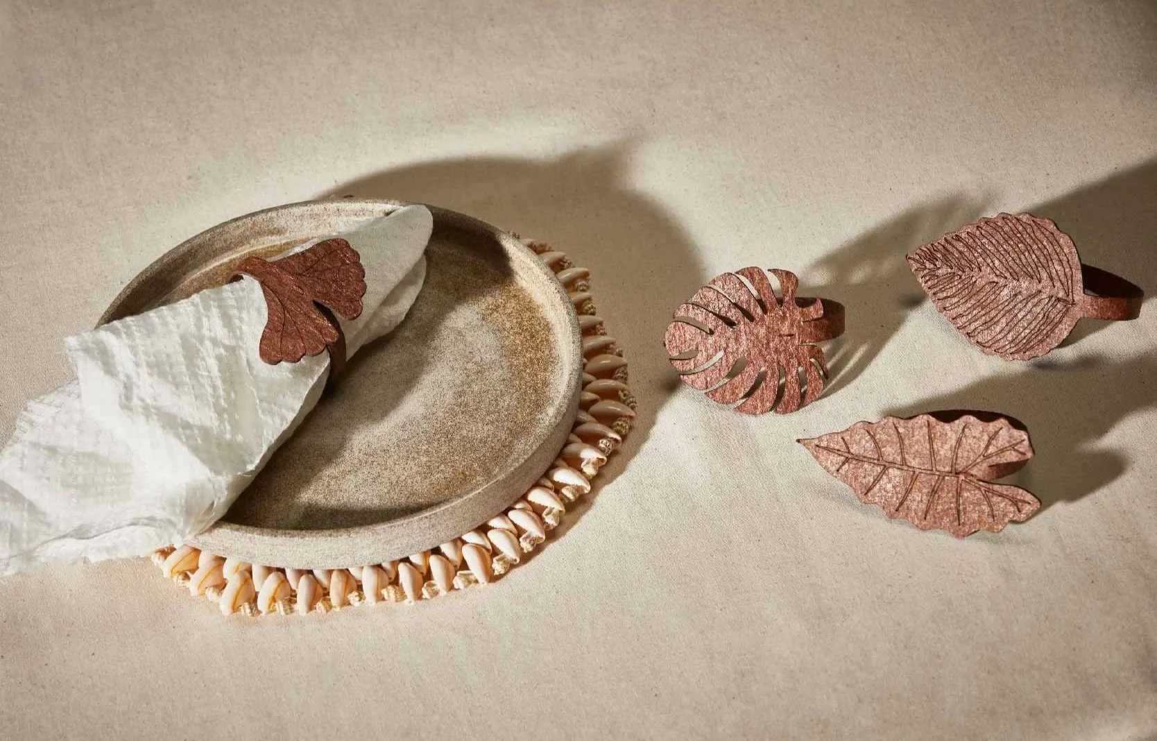 Bioleather, Plant Textiles & Seashells