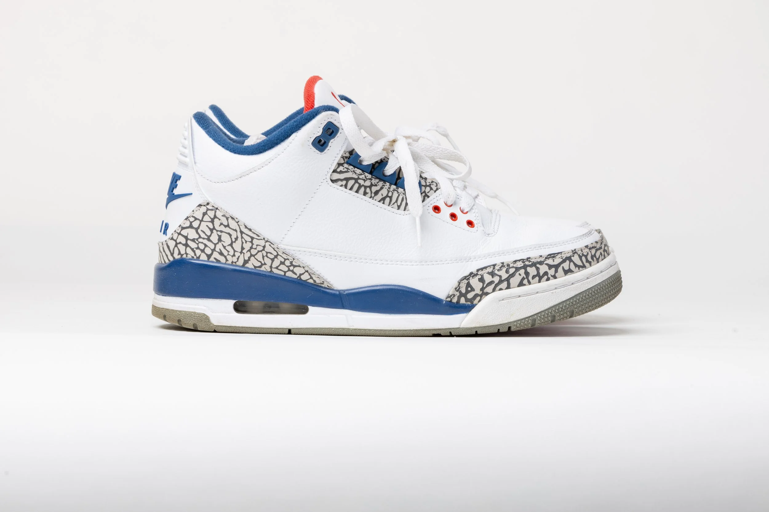 Jordan True Blue 3's -1.jpg