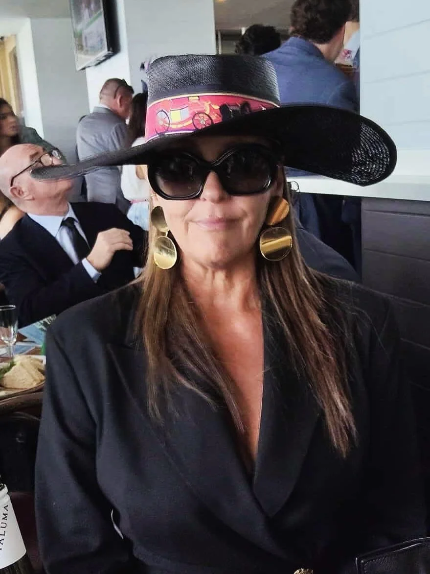 Julie Tozzi looking chic AF in Somewhere Here today at 
@australianturfclub Everest.

I love how Julie customized this piece by adding an Hermes scarf. The beauty of a naked hat is that it allows the versatility to wear as is, or can be customized wi