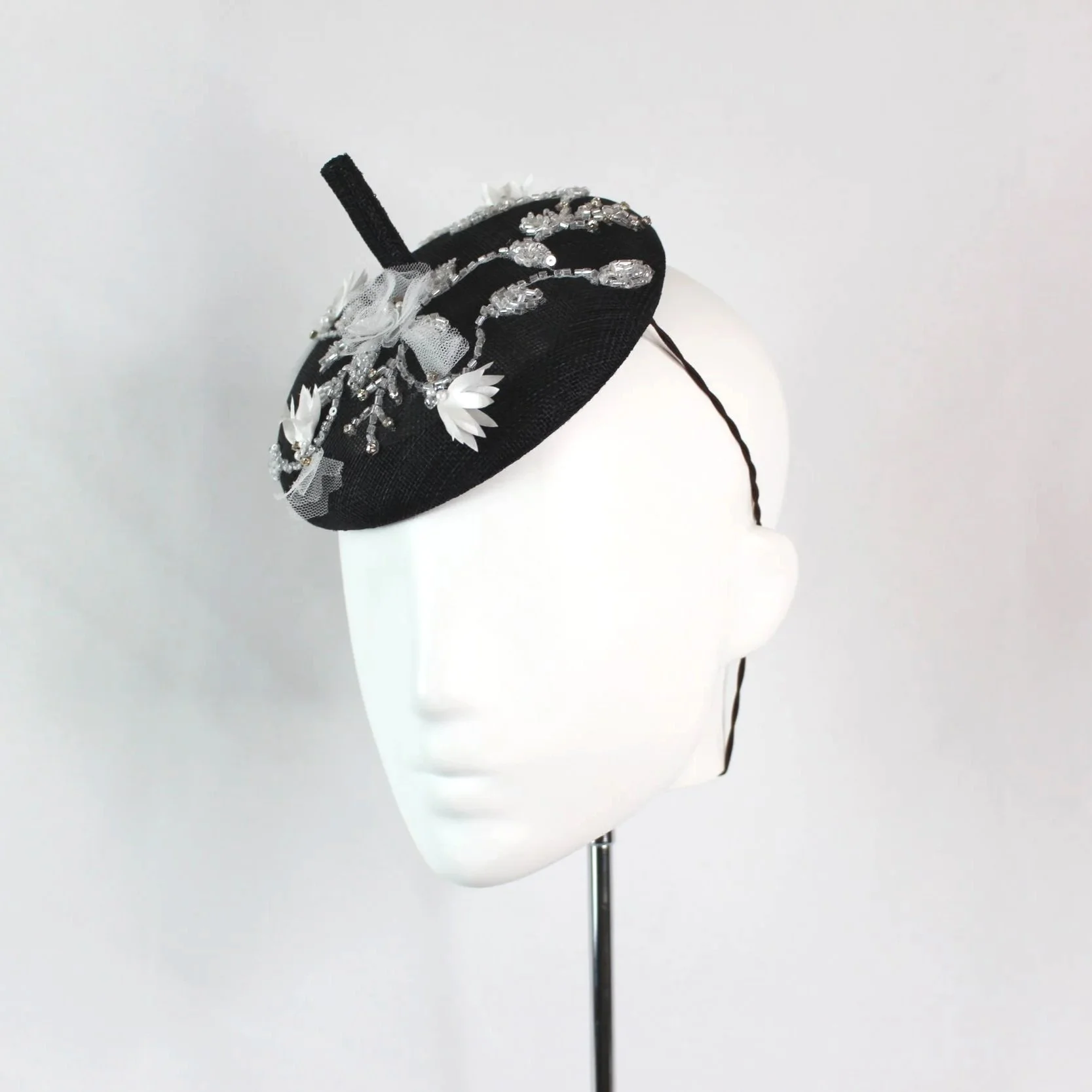 Derby+Lace+button+L.jpg