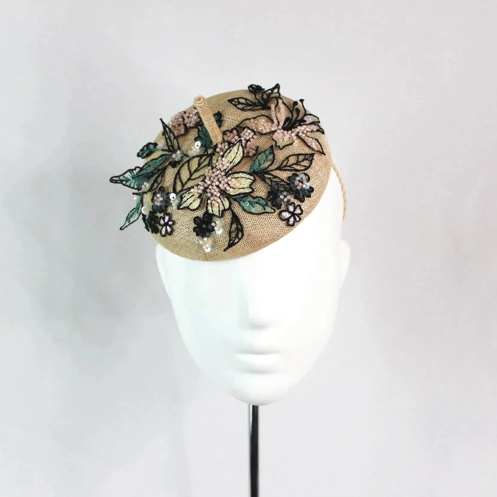 Floral%2Blace%2Bnatural%2BF.jpg