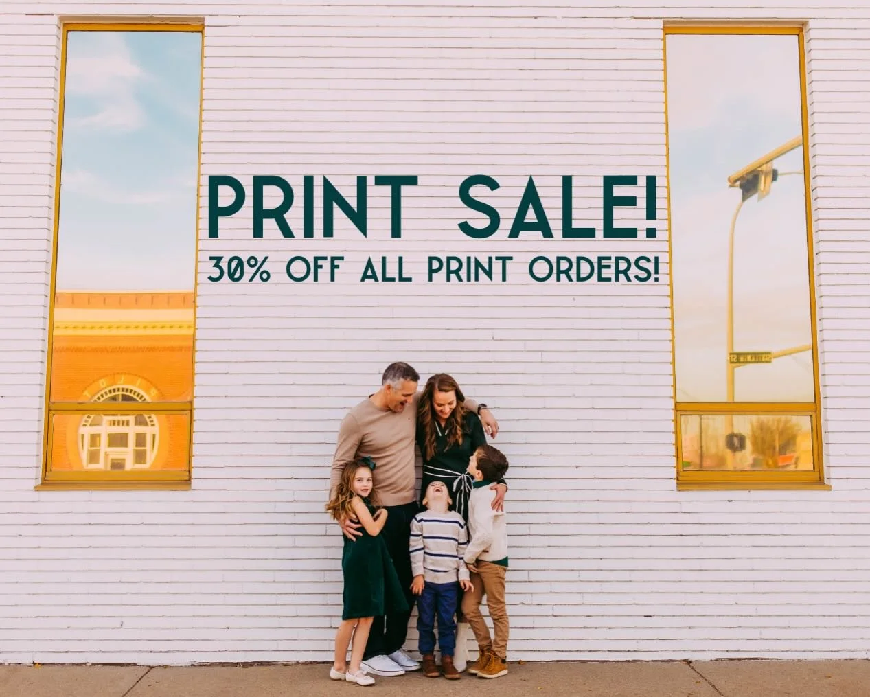 Clients! Clients! Alert! Alert! 🔔 

Your beautiful images deserve to be adored in PRINT! I work with an incredible lab and this is the perfect time to get those prints ordered for your home or to gift to your loved ones.

Take 30%, that&rsquo;s righ