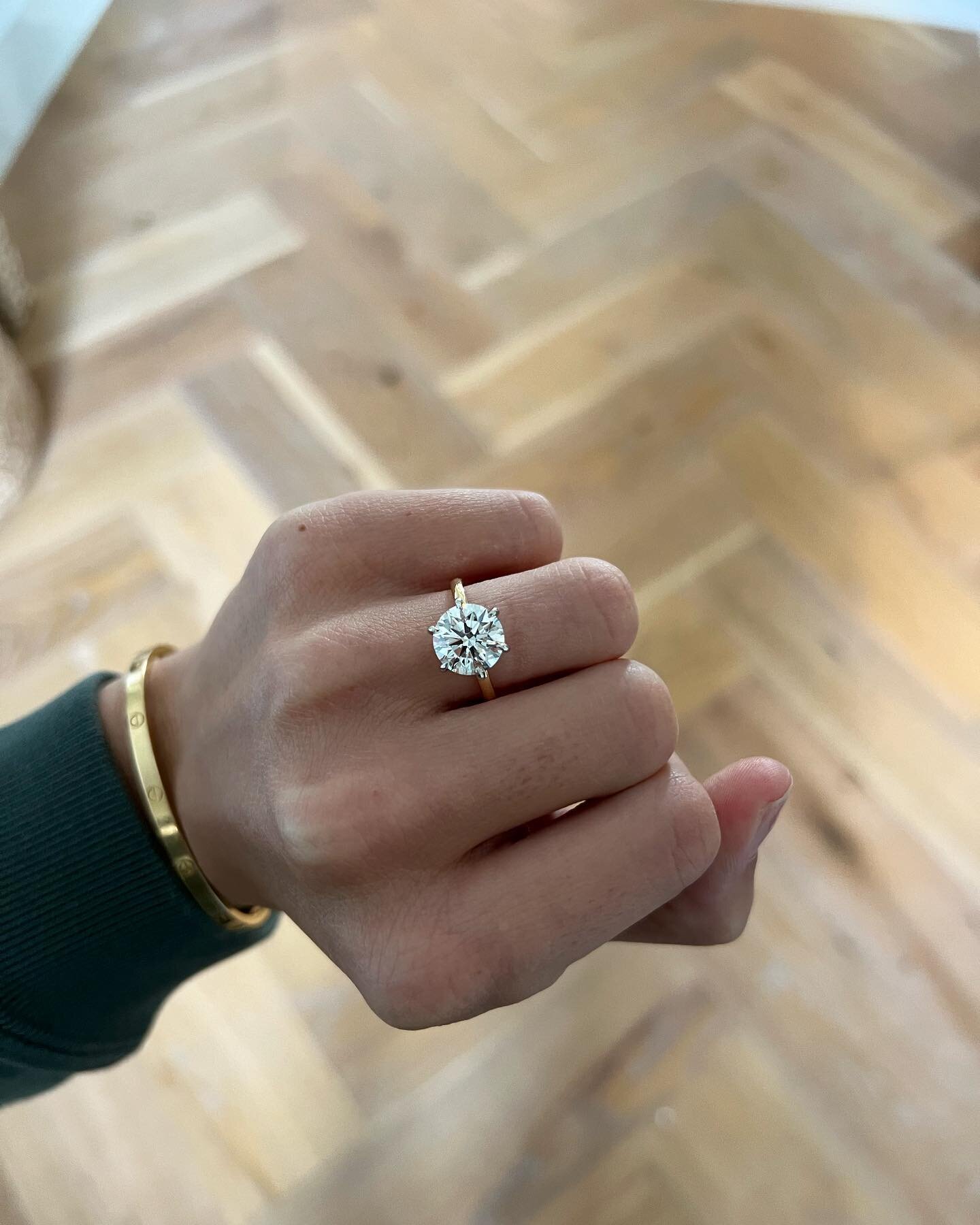 One more for this beauty. It really doesn&rsquo;t get much more classic &amp; timeless than this six prong round brilliant.