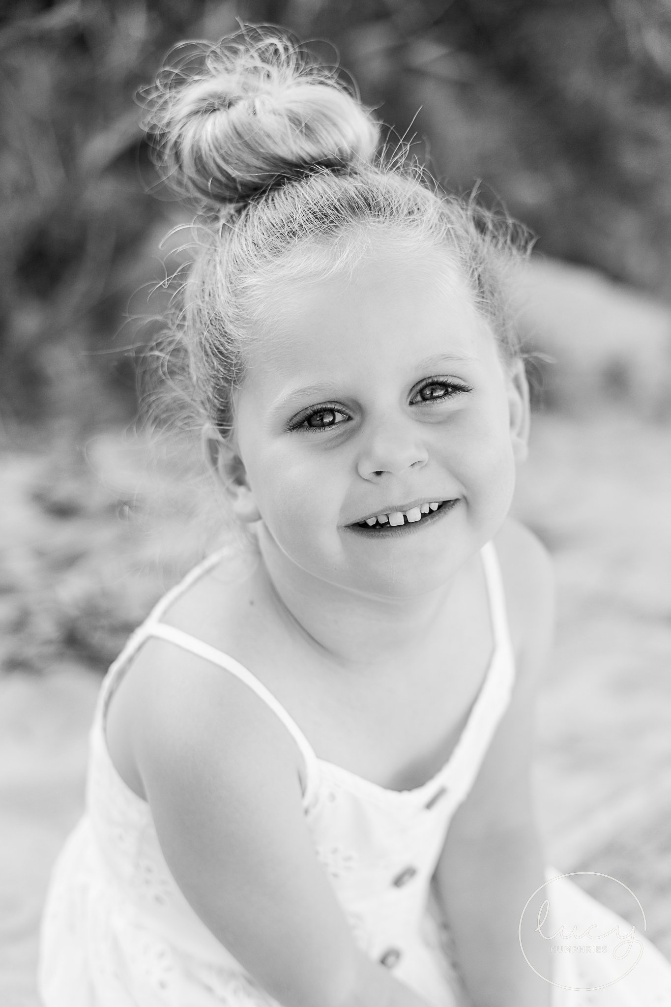 LUCY HUMPHRIES PHOTOGRAPHY EXTENDED FAMILY-3.jpg