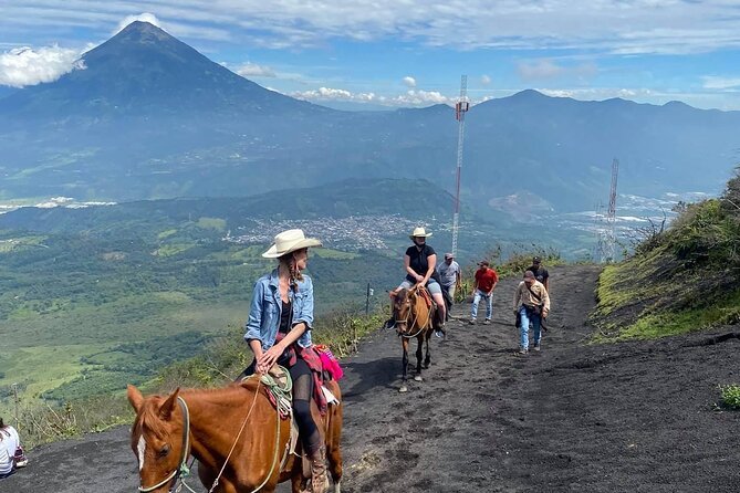 Pacaya Volcano – Luxury Horseback Riding