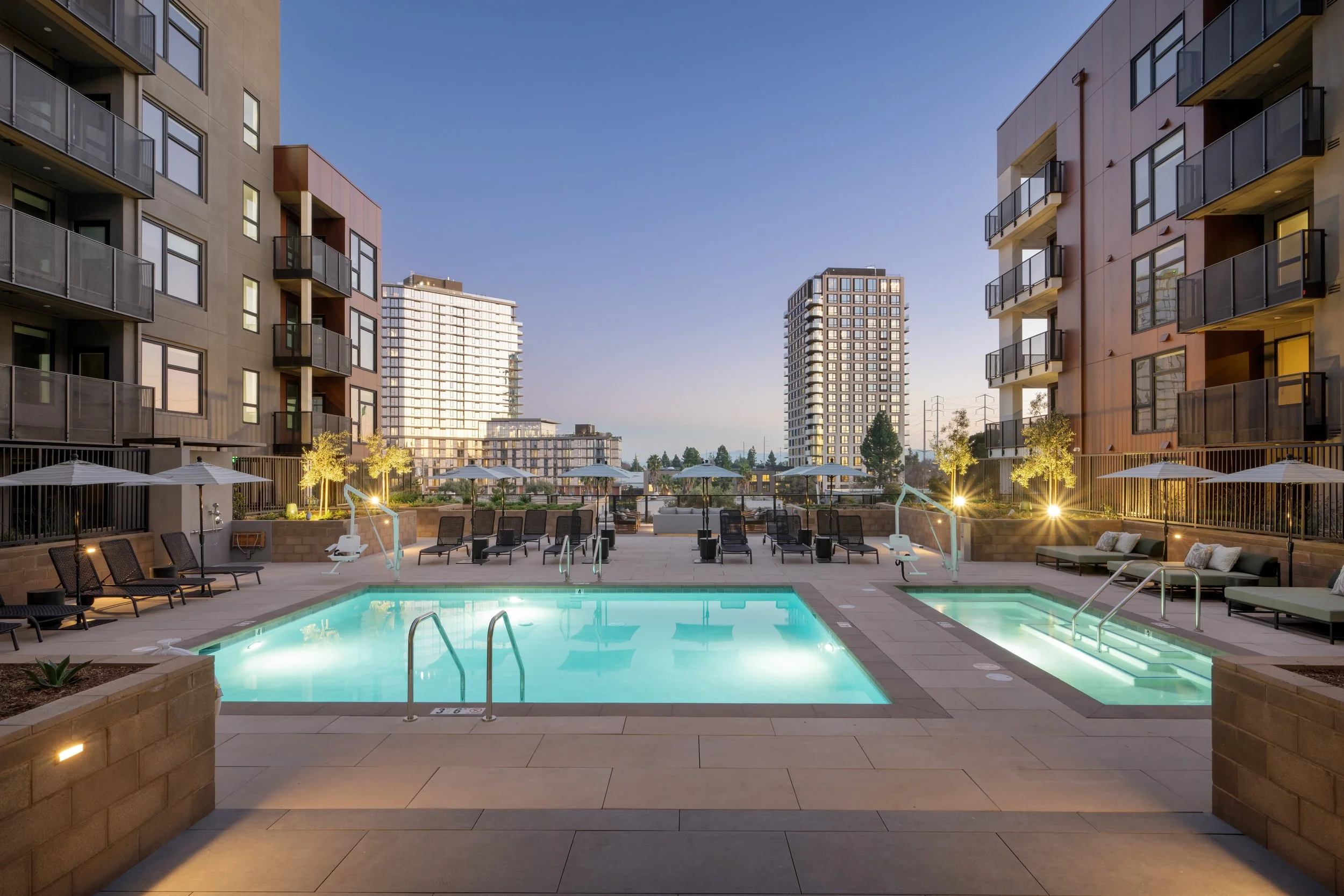 TheLafayette_Ext_Amenity_Pool1_February2025.jpg