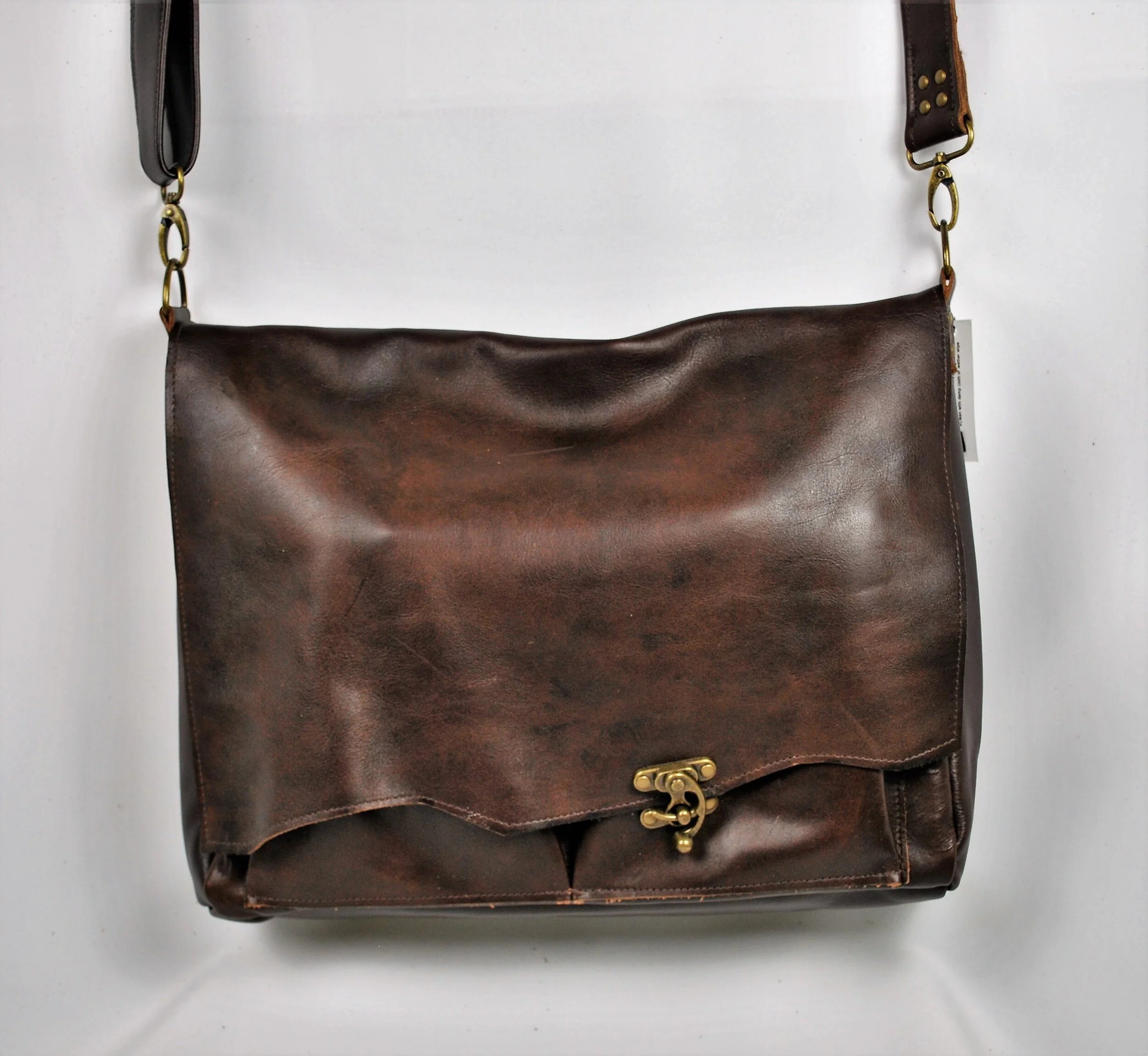 Cinnamon Leather Messenger Bag with Adjustable Strap