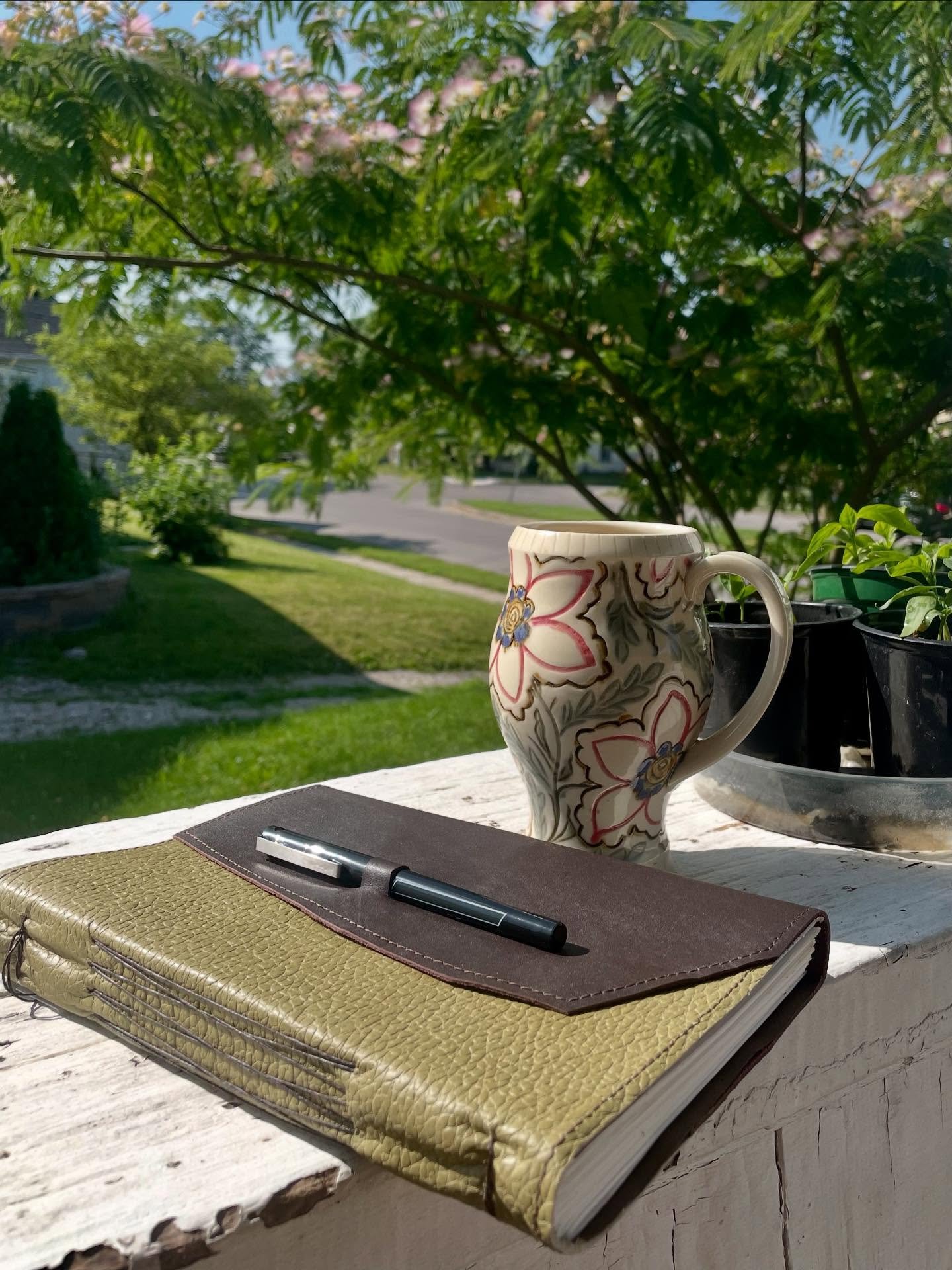 I&rsquo;m taking a slow morning and regrouping after a super hot weekend. I need to unload the car, answer emails, start back in the studio, etc. But first, I&rsquo;m feeling the breeze, listening to the birds, and am feeling grateful for all the peo