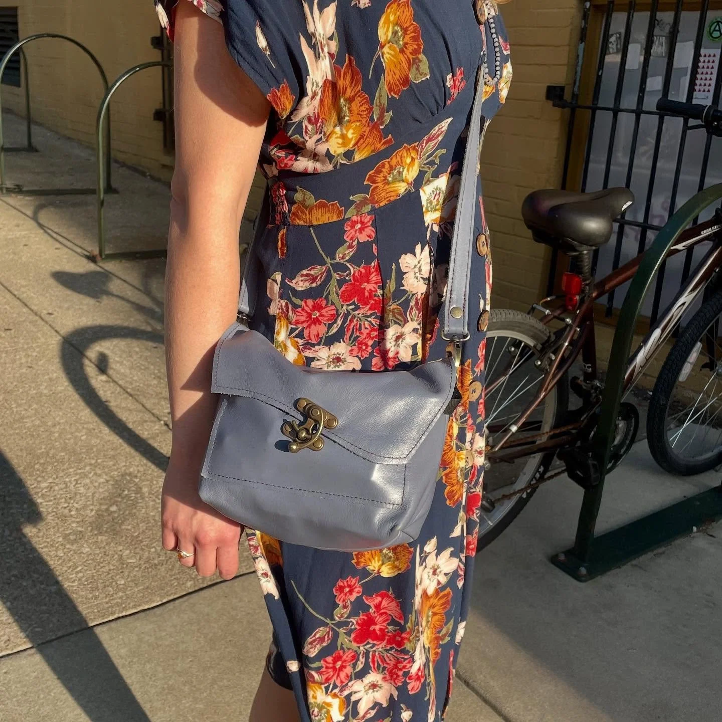 It&rsquo;s officially fall! And with that comes oh-so-many fall art shows! Which ones are your favorite??

This dusky blue leather bag is filled to the brim and modeled by the lovely @audrydealmcever. Little known fact is that this size was first cus