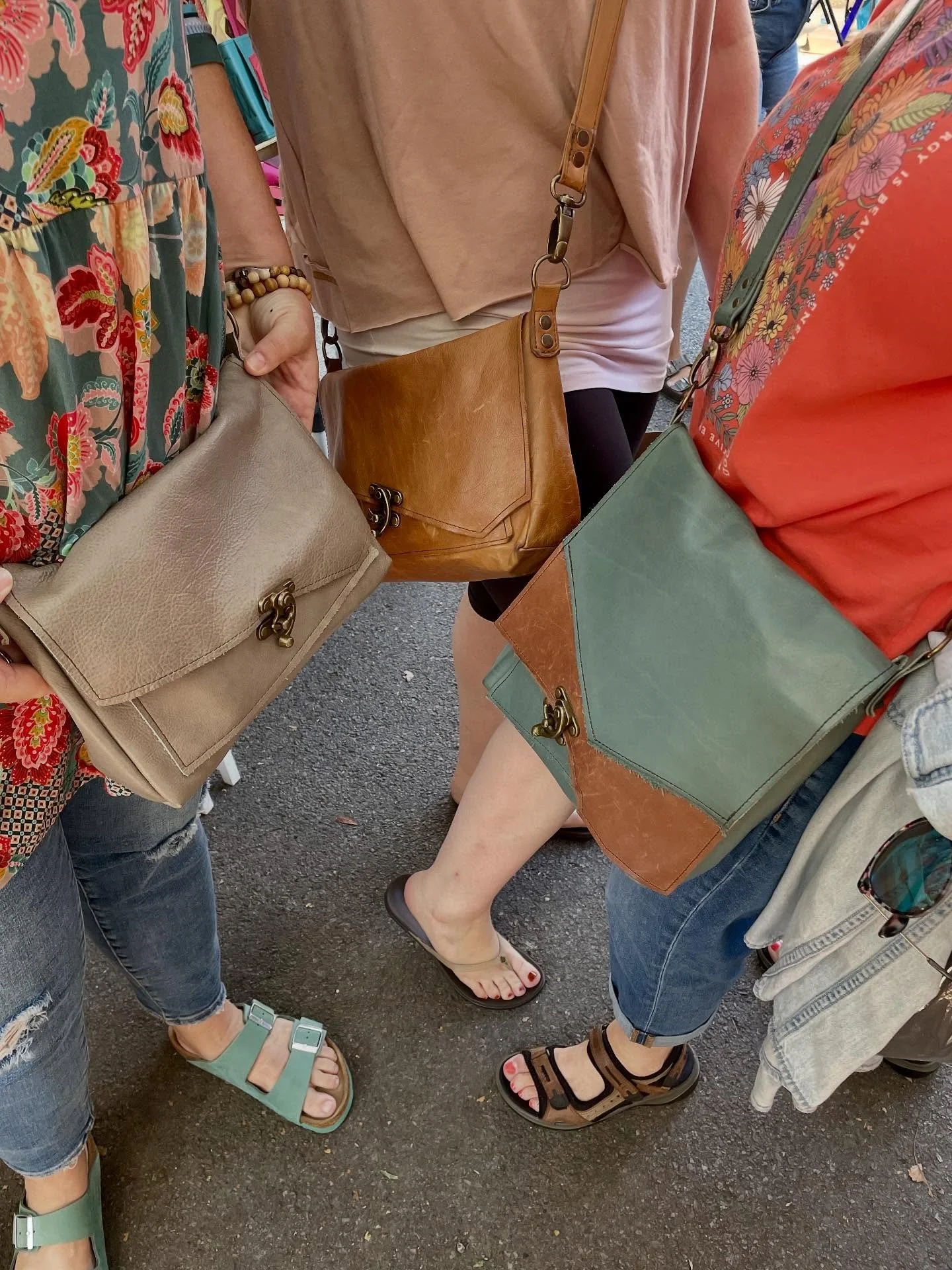 Oh wow, @stjamescourtartshow!! I&rsquo;m still reeling from the weekend and all the good that took place. A big thank you to everyone who stopped by!! You are the reason I am able to keep coming back. I appreciate all the support and so many long sta
