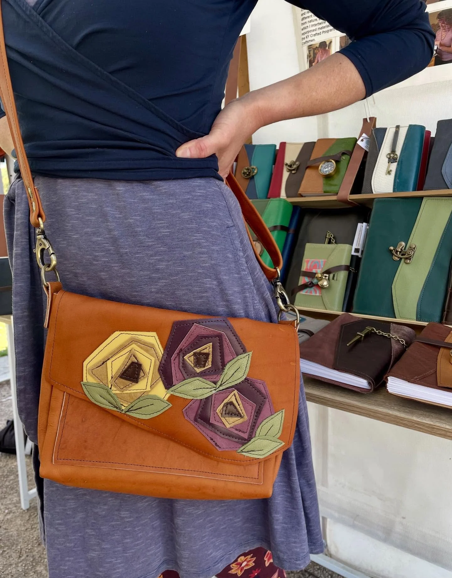 I&rsquo;m here at the @tennesseecraft Fall Fair in Nashville, TN with about 200 artists! You can find us in Centennial Park by the Parthenon. We are open Friday and Saturday 10-6 and Sunday 10-4. I&rsquo;m in booth B77. It&rsquo;s going to be a beaut