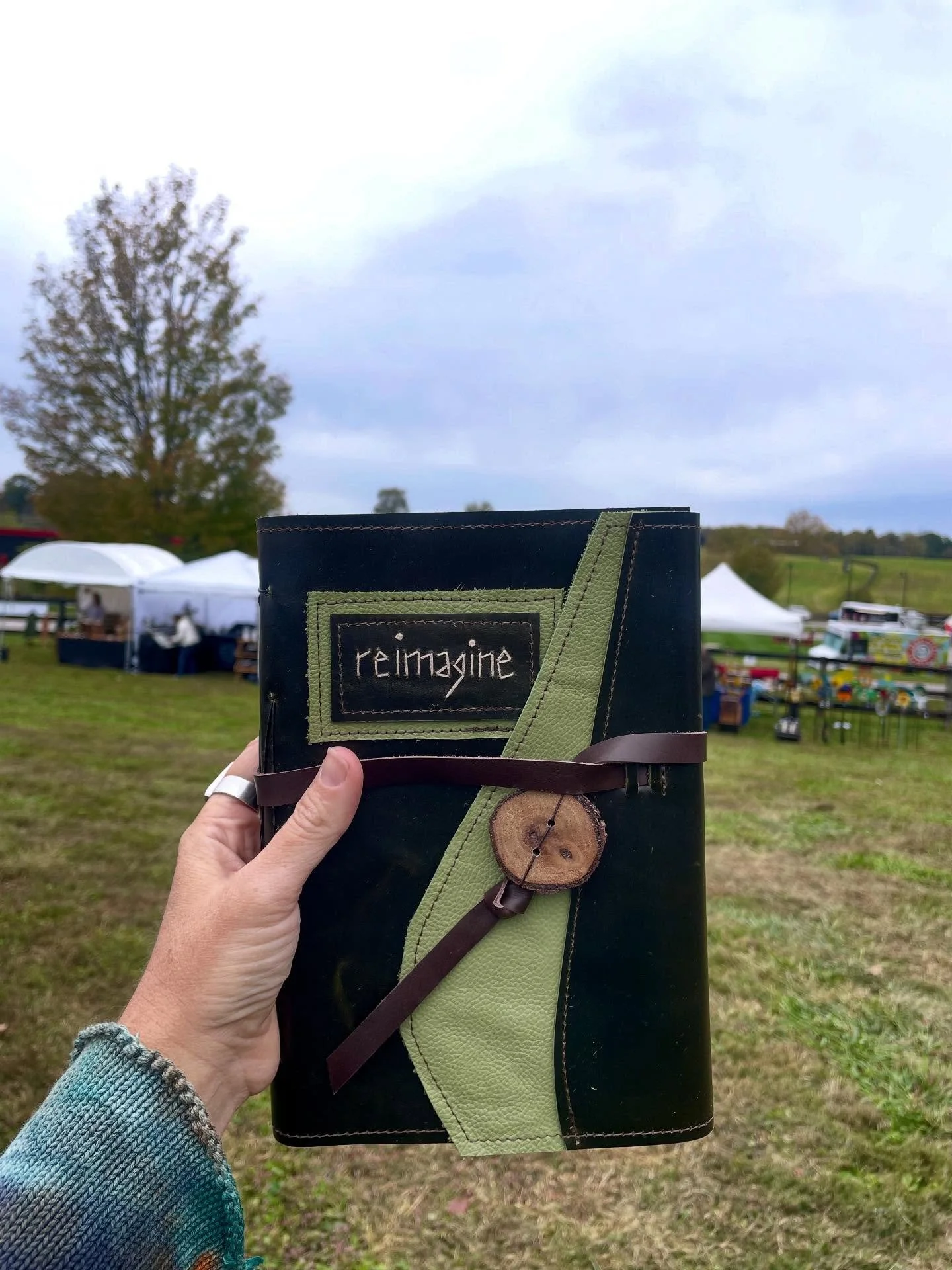 We are ready to go at @meetyourmakerky at @hermitagefarm! It’s on this beautiful, rolling fields farm and is slightly overcast in that way that makes colors vibrant. I’m in the circular field near Barn 8 in booth 39. We are open Saturday