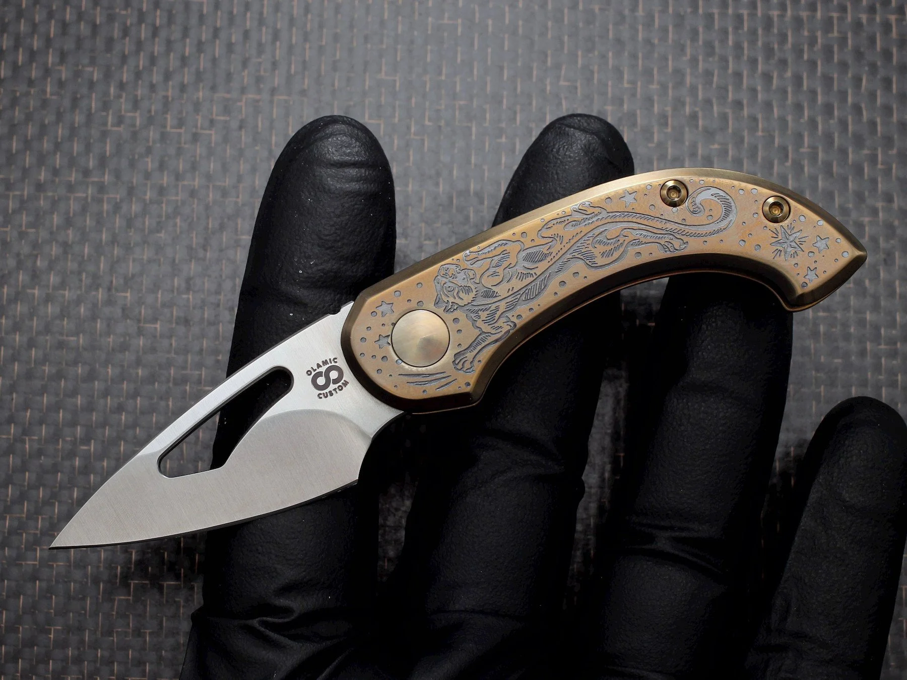#4/10 (Crawling Panther) - The Olamic Table