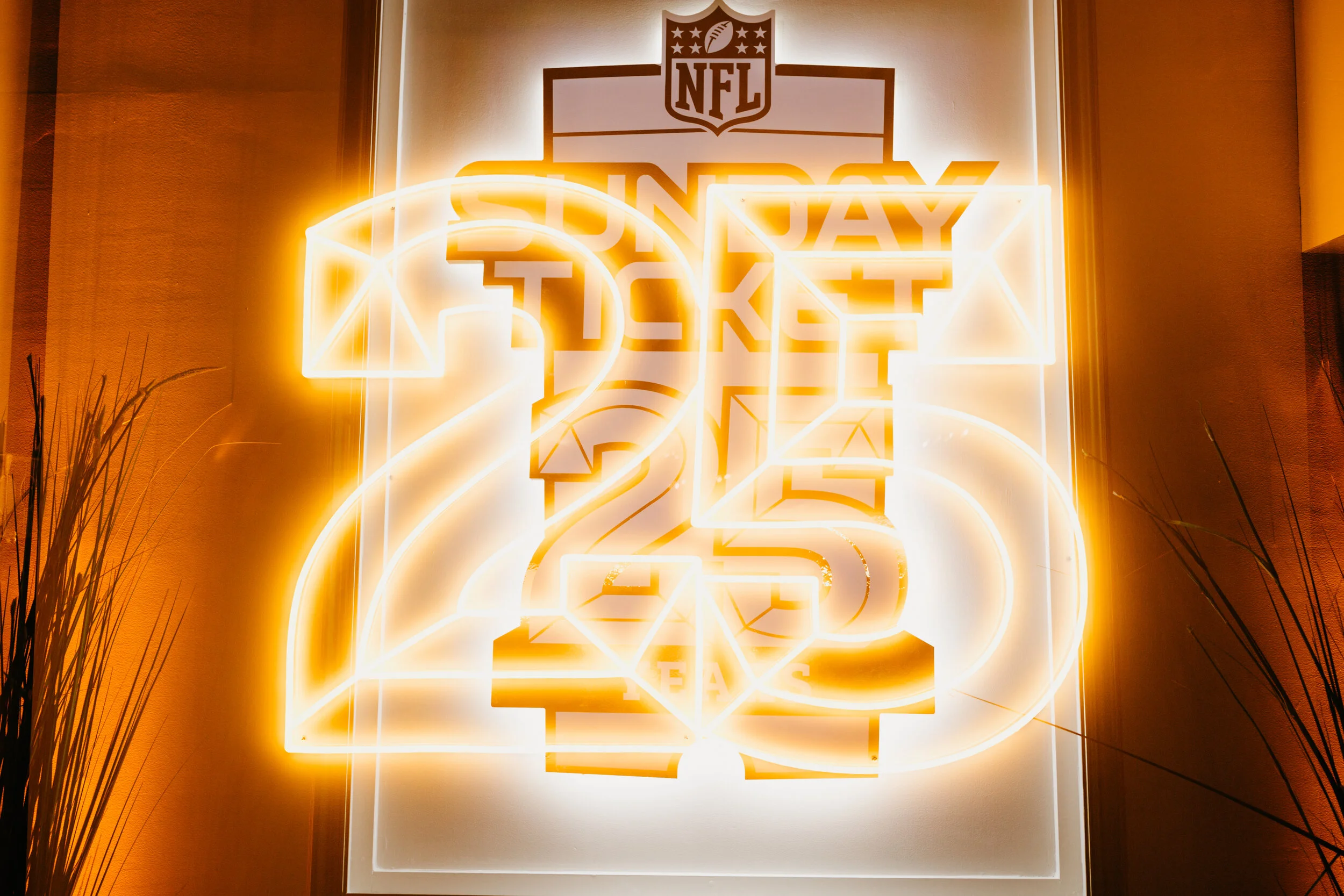 Bb_Direct TV 25-6518.jpg
