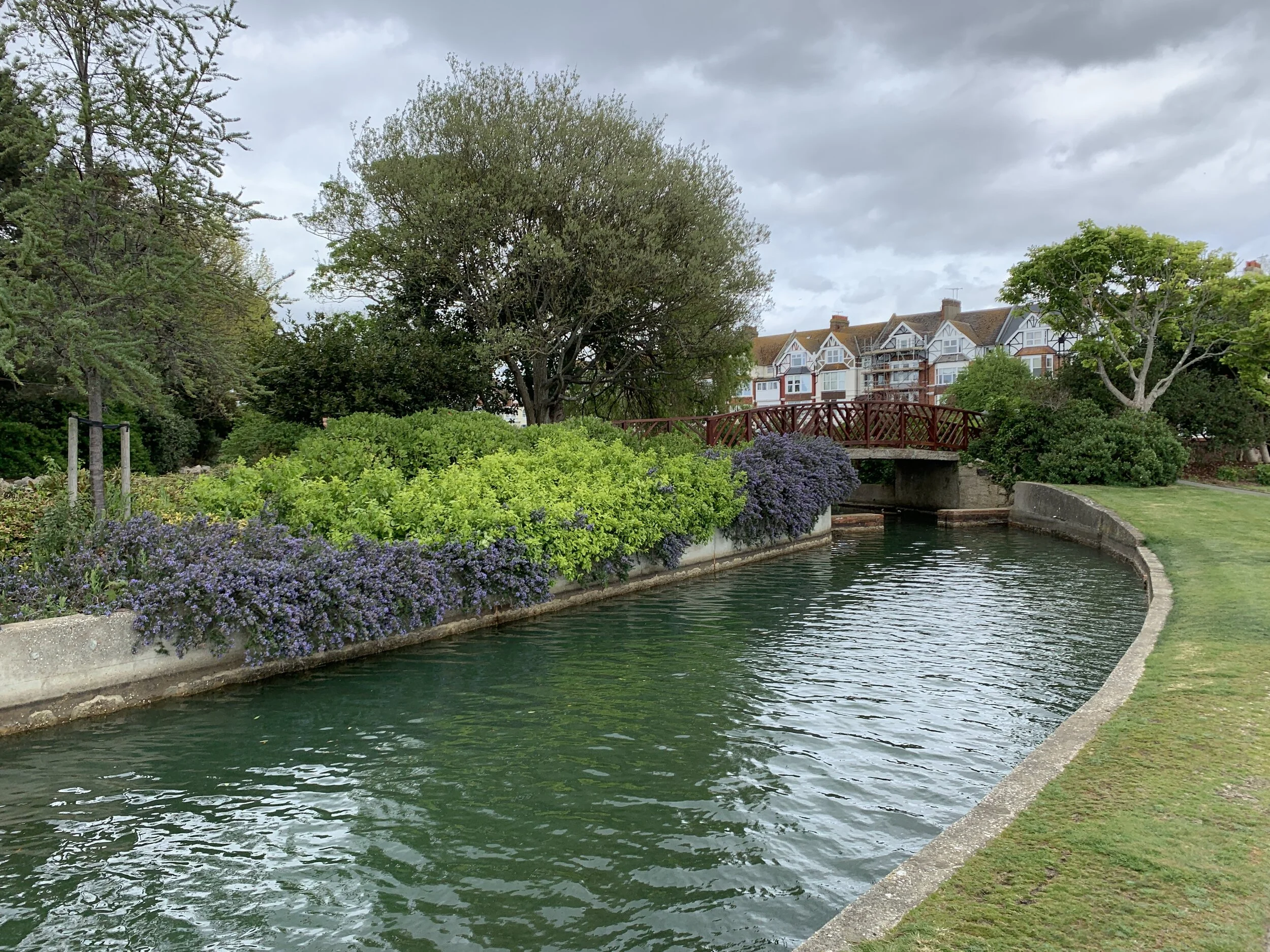 Egerton Park (8 minute walk)