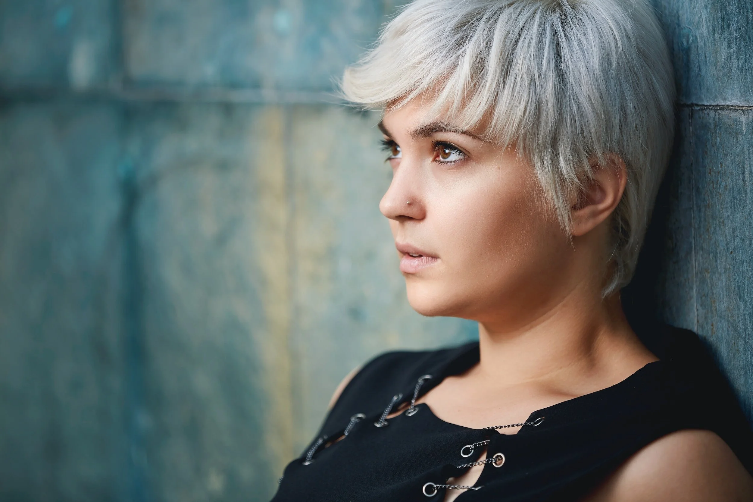 Enhancing Emotional Resilience through Somatic Psychotherapy Techniques