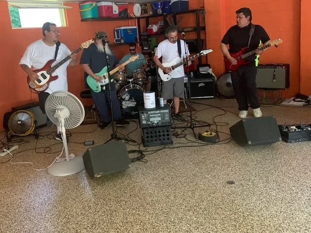 ap-epoxy-outback-band-practice-floor-01.jpg