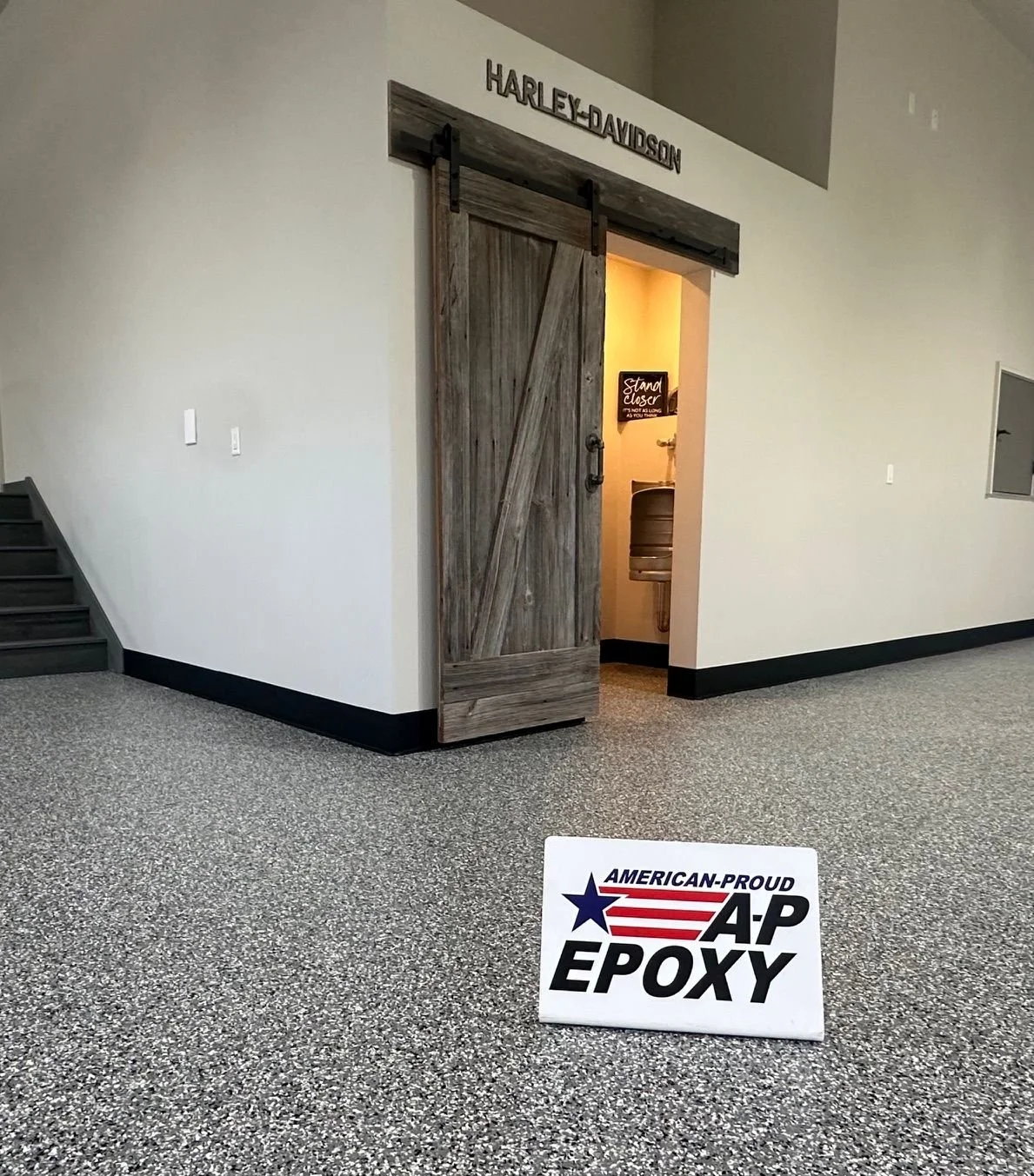 ap-epoxy-wombat-harley-garage-floor-01.jpg
