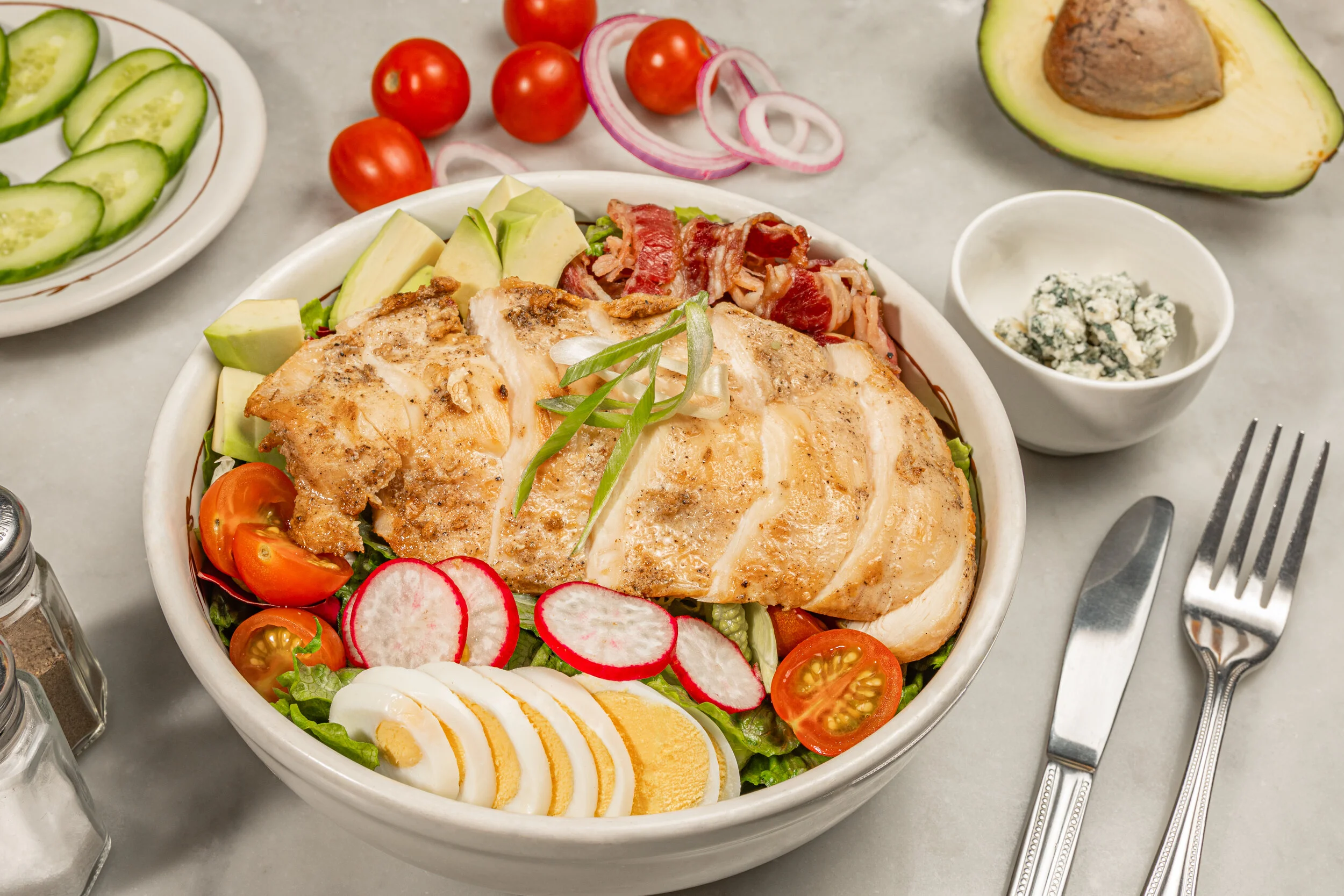 CHICKEN COBB.jpg