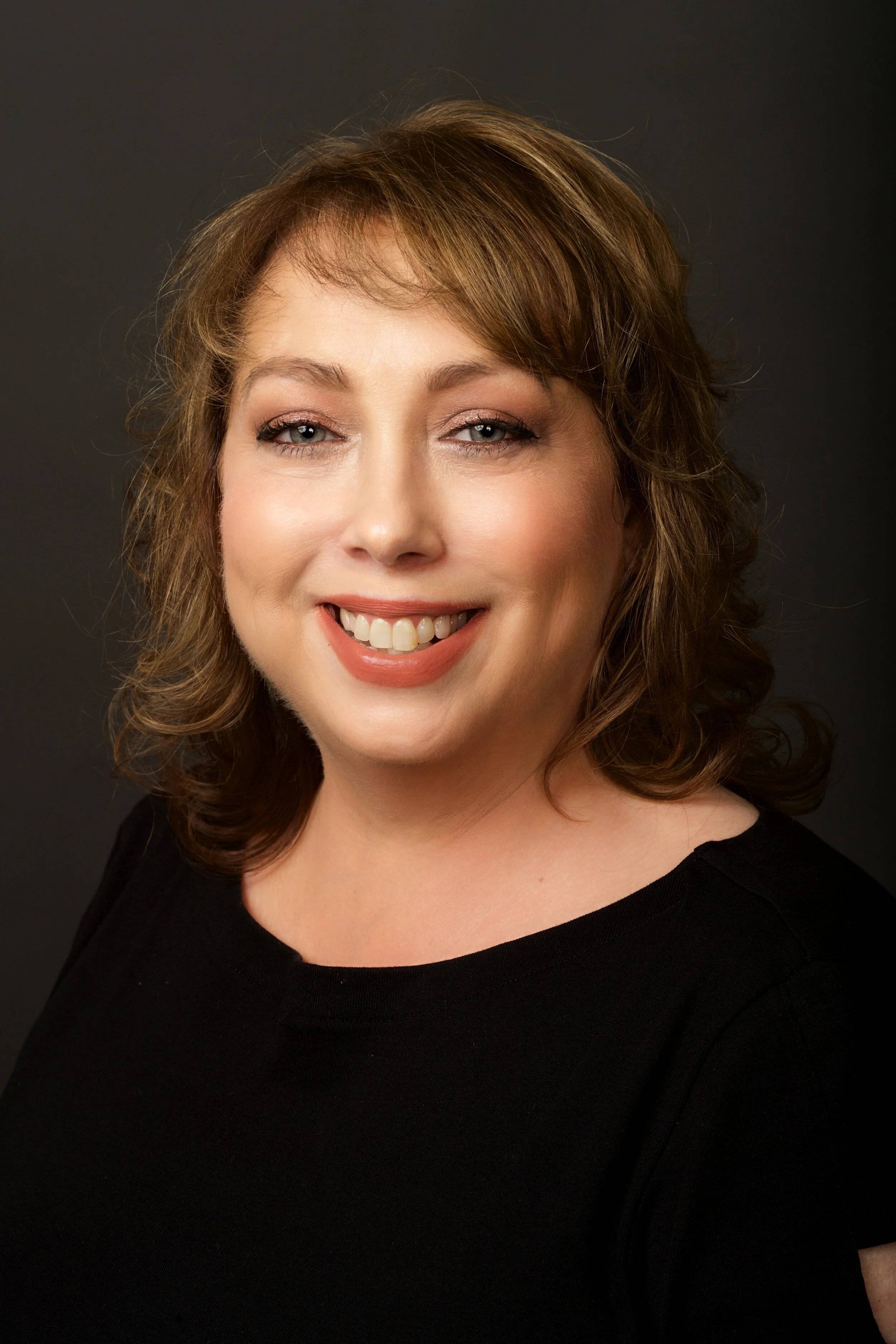 Anna Valdez Headshot.jpg