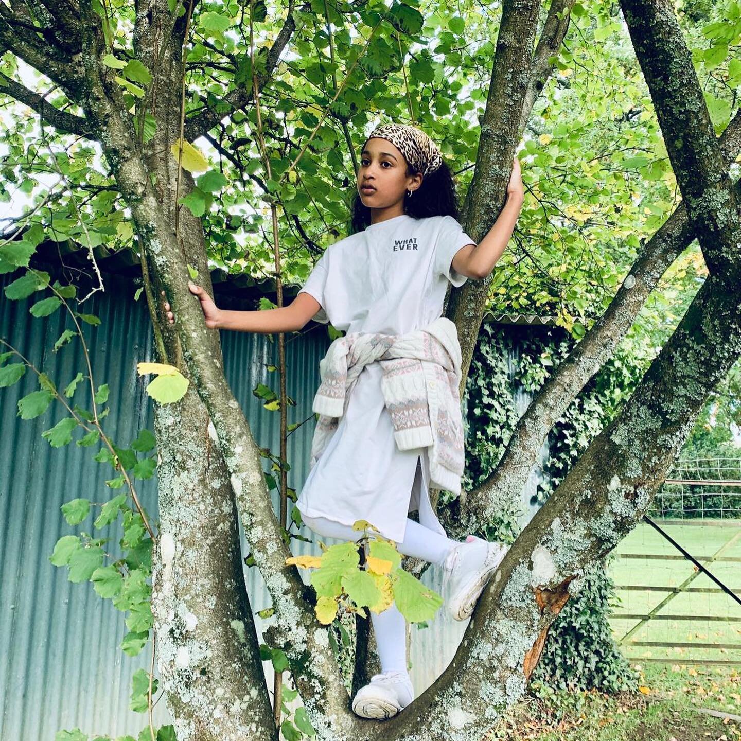 Swag mode 😎
#swaggirl #swagalicious #autumn2020🍁 #brits #naturephotography #naturalbritain #potduk #tshirtdresses #lookbook #lookoftheday❤️ #blackhistory #blackbritish #firstbornchallenge #greekbeauty #greekbeautyblogger #kenyanbeauty #africanstyle