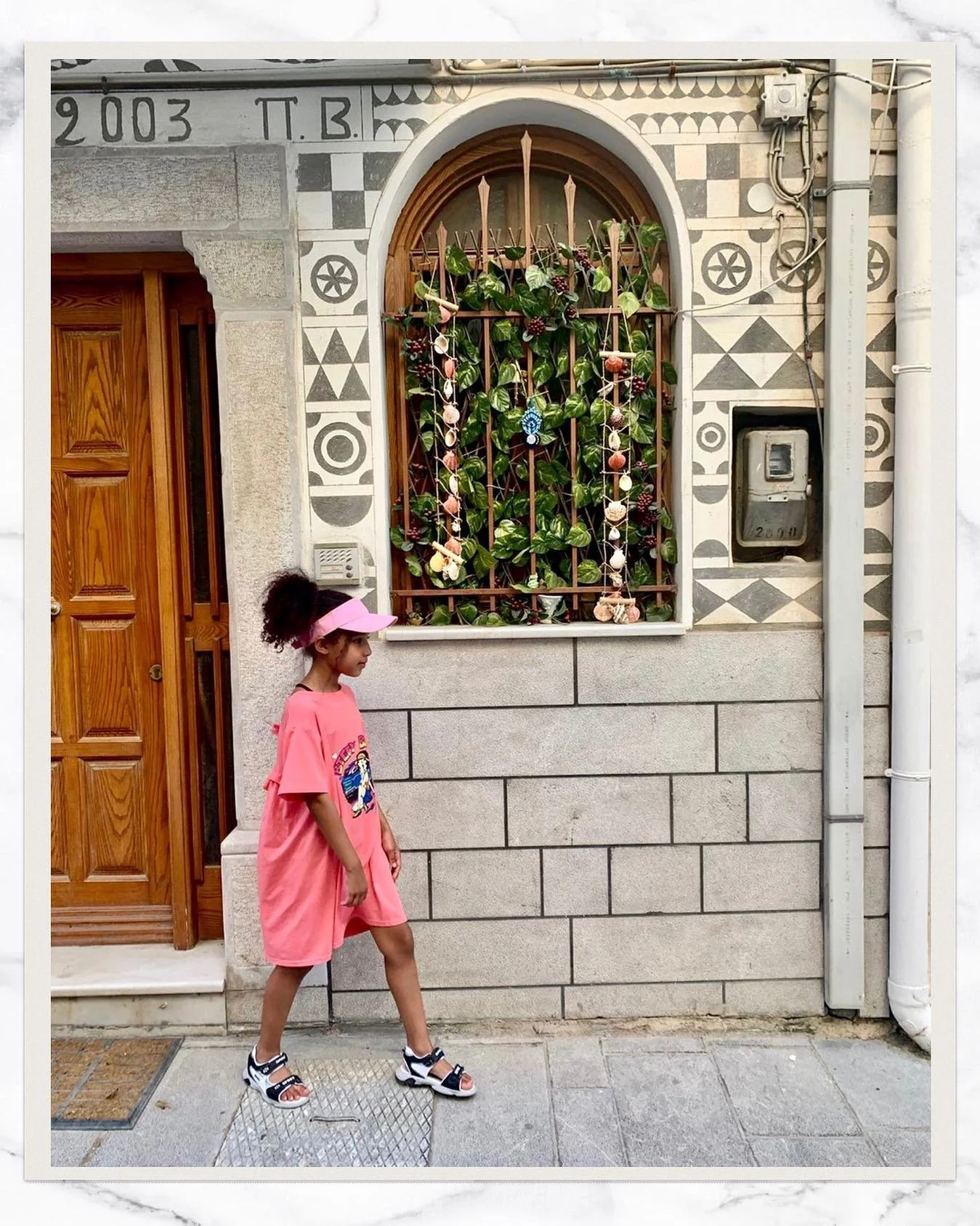 The last time we were here, this baby was holding momma&rsquo;s hand everywhere. One of the  beautiful things about being a parent watching your angels become independent knowing that you are always close to give a helping hand. 
#potd📸 #greecelover