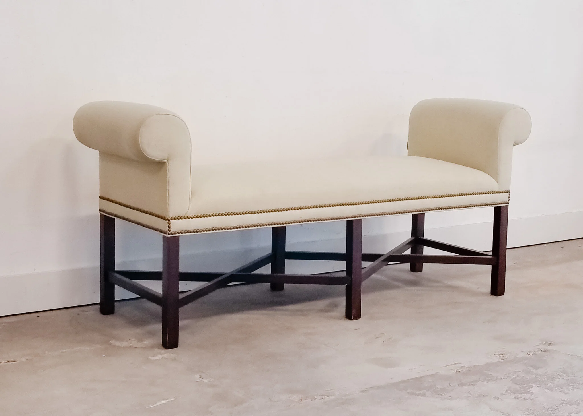 BENCHES — Mrs. Howard Personal Shopper