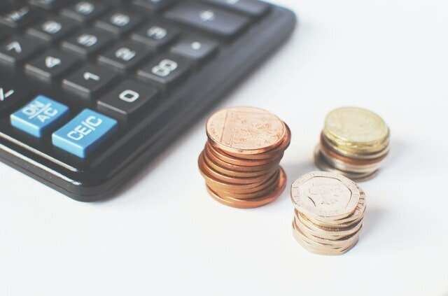 minimalism-frugality-minimalist-budgeting-tips.jpg