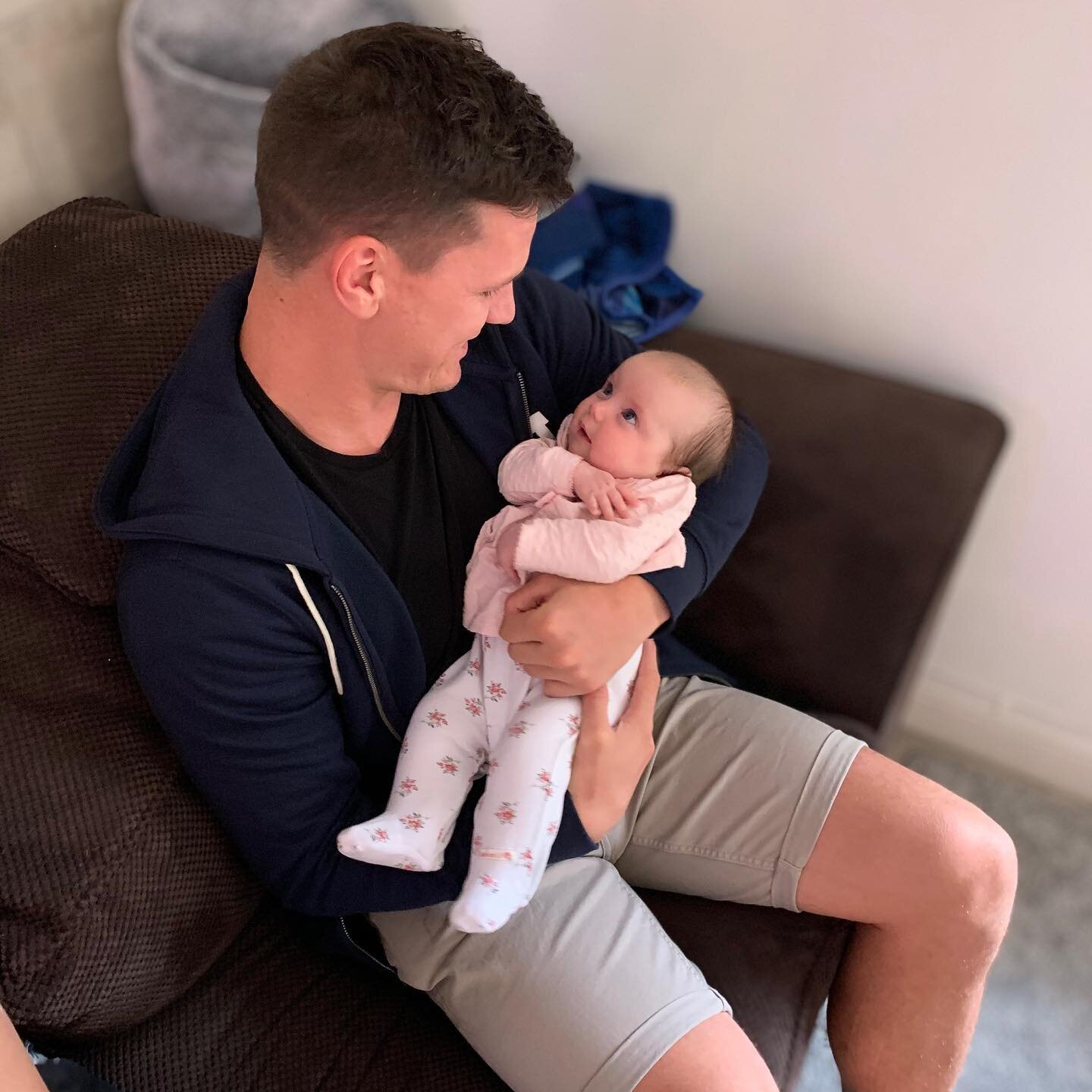 Finally got to hold my 10 week old niece, Darcie... what a little beaut 😍 #funcle #hunkle #ijoke