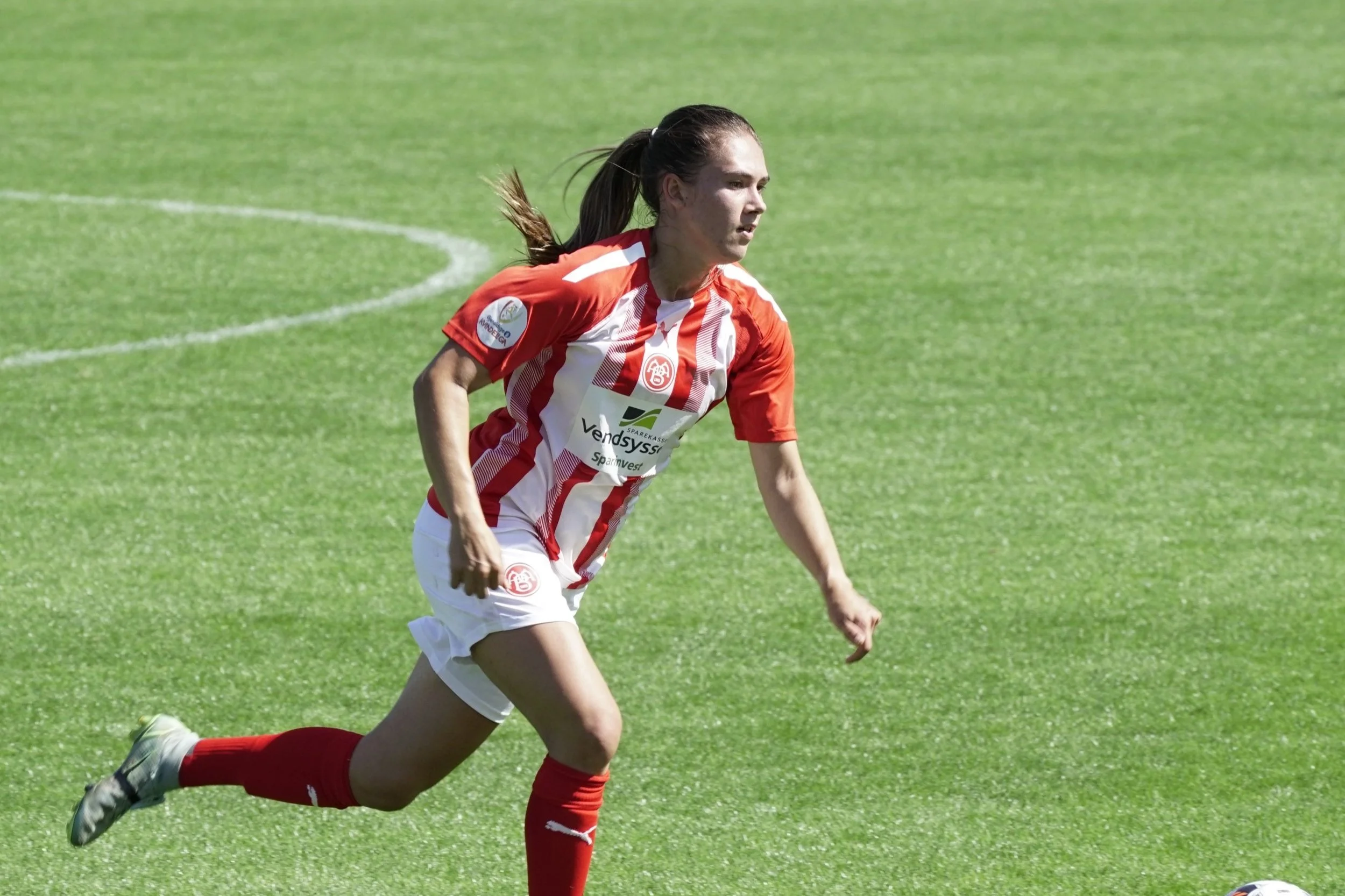 NEW CONTRACT: Kat Harvey signs a new deal with Aalborg Women