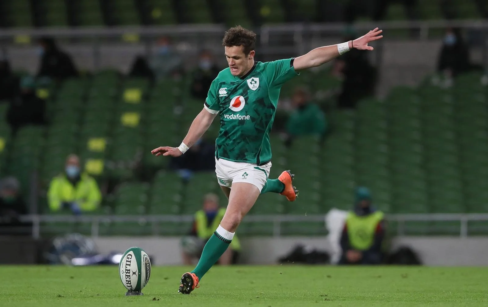 DONE DEAL: Billy Burns signs for Munster 
