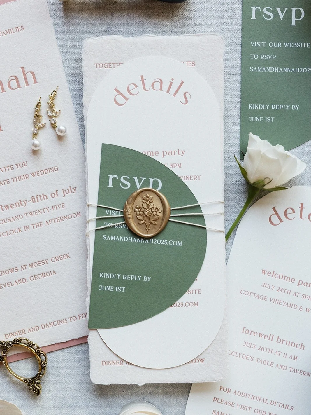 Sometimes it&rsquo;s the smallest changes that make the biggest impact ✨

For this suite, we elevated the original design by adjusting the size and transitioning to handmade paper, bringing in texture, softness, and that unmistakable luxury feel.

Th