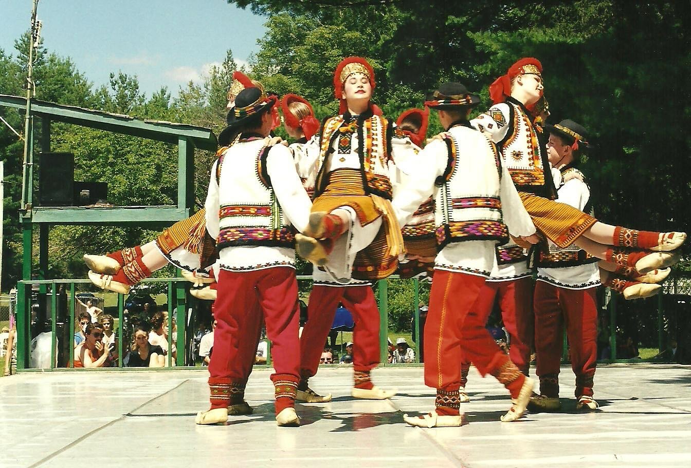 It&rsquo;s throwback Thursday! 🌼

Today&rsquo;s throwback is from when Desna had performed Hutzul at Ivana Kupala

What&rsquo;s your favourite Ukrainian dance costume to wear to when performing?💙💛