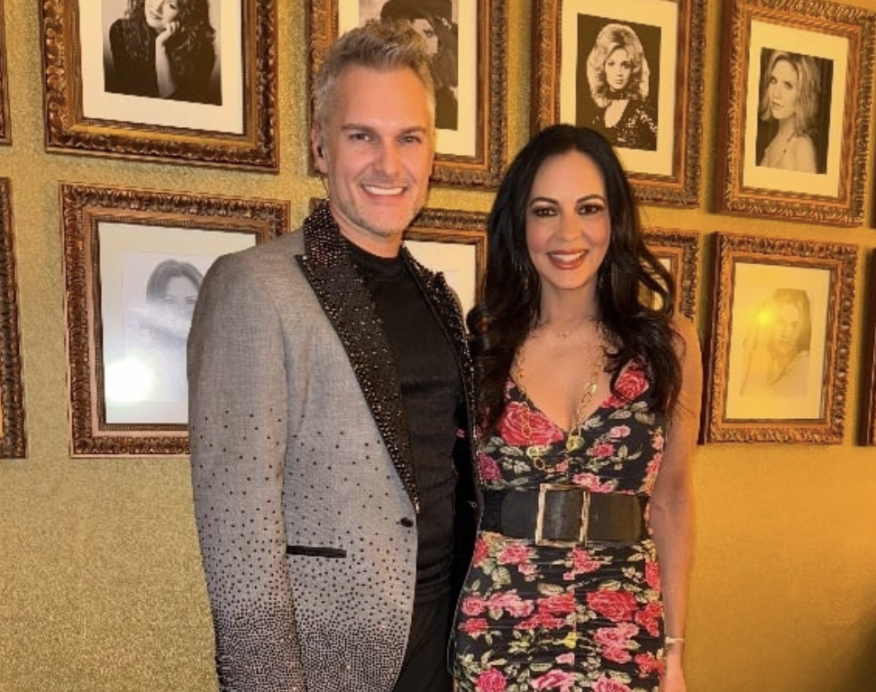 Shane Stevens &amp; Sara Evans Perform ‘I Can’t Quit’ During Opry Appearance