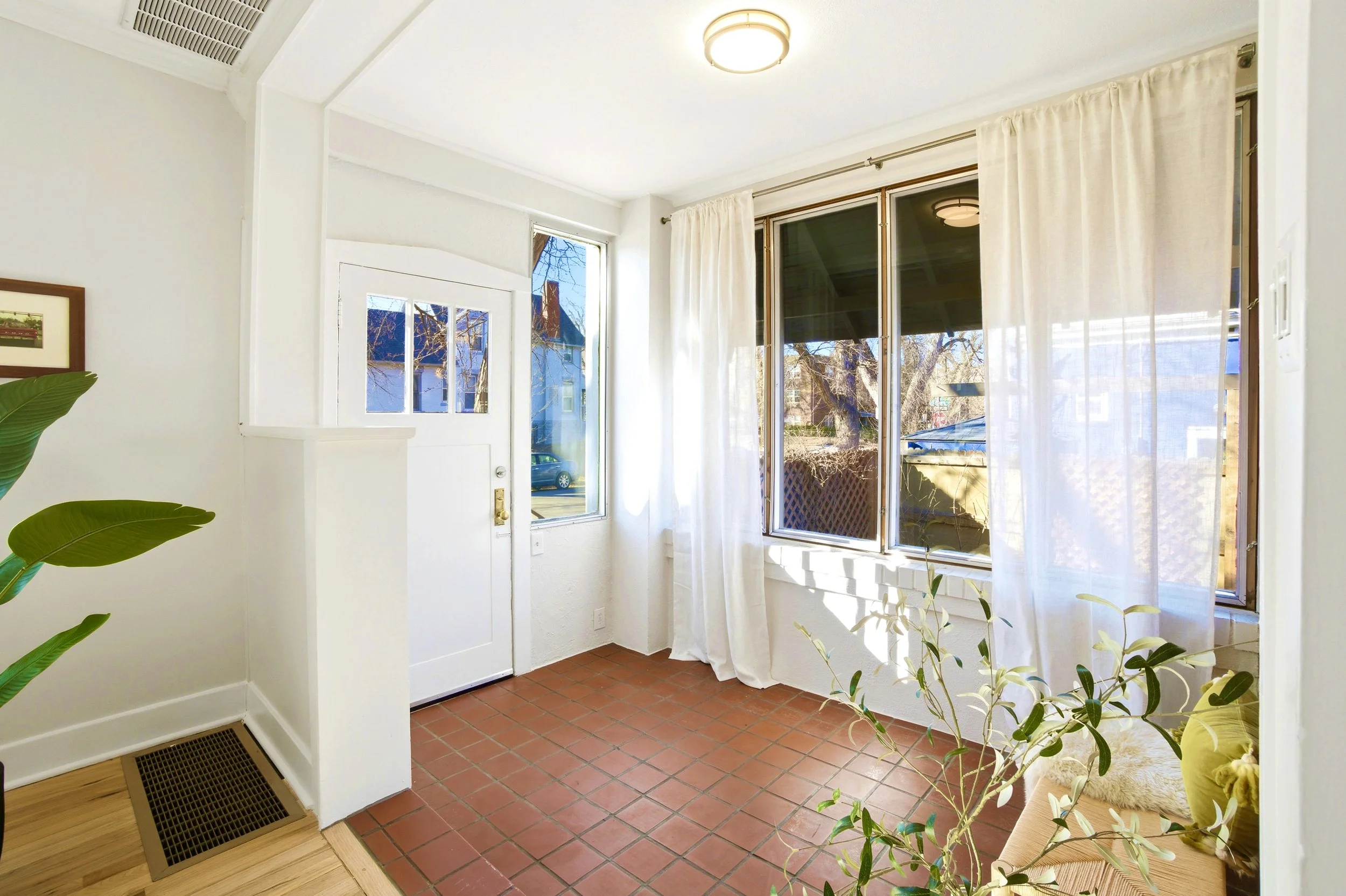 1 entry 8-print-01d67b2b-ced3-4de0-bac4-d9aa946d4761 2.jpg