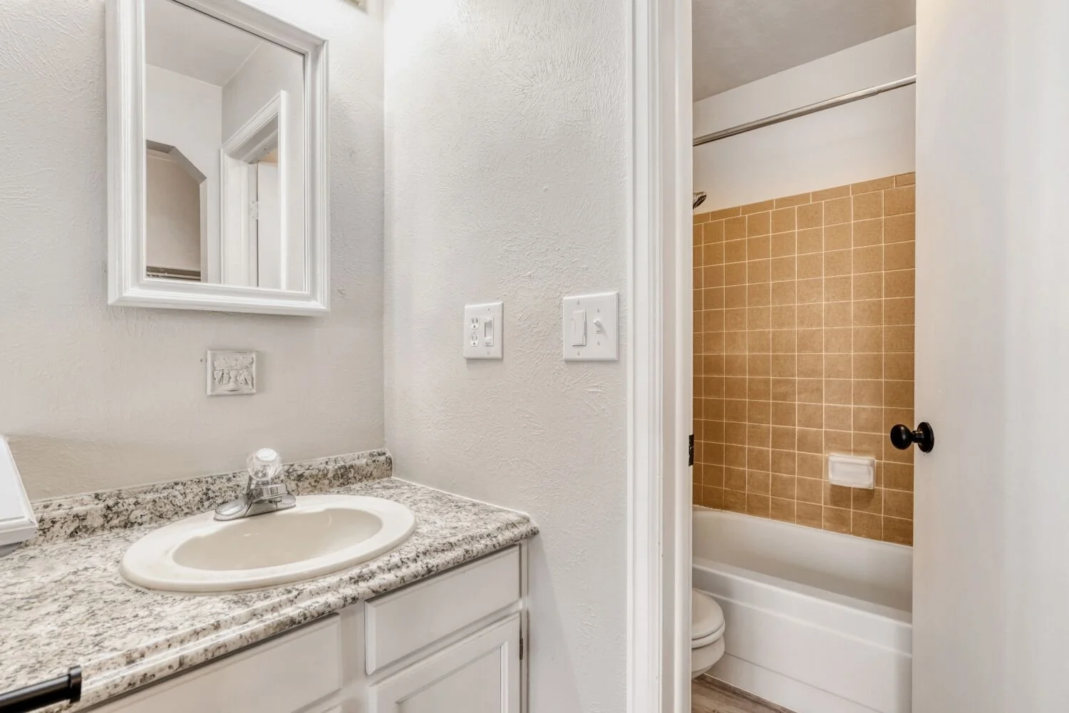 17867 E Cornell Drive - Web Quality - 024 - 23 Bathroom.jpg