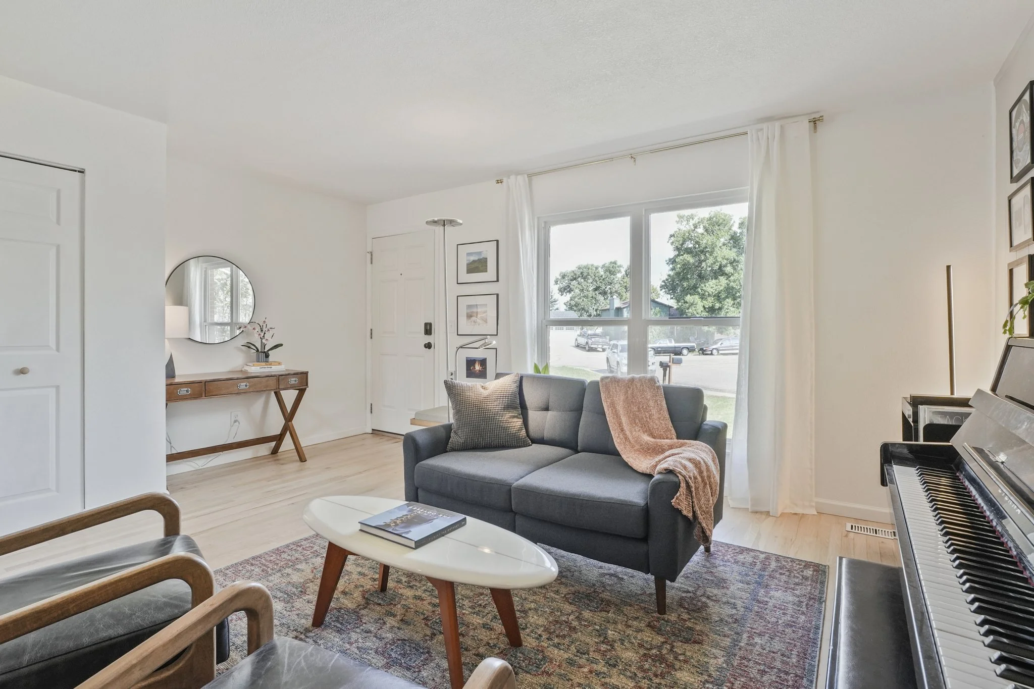 4653 S Yank Street - MLS Sized - 012 - 08 Living Room.jpg