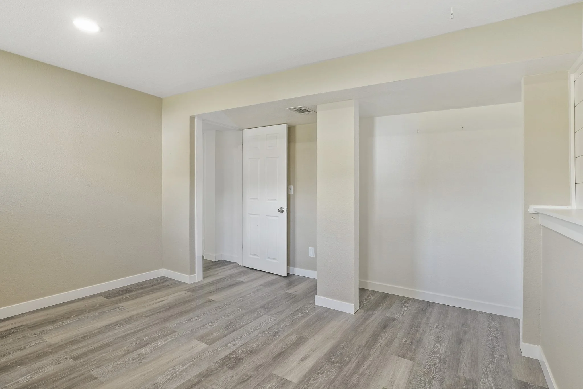 4653 S Yank Street - MLS Sized - 030 - 26 Bedroom.jpg