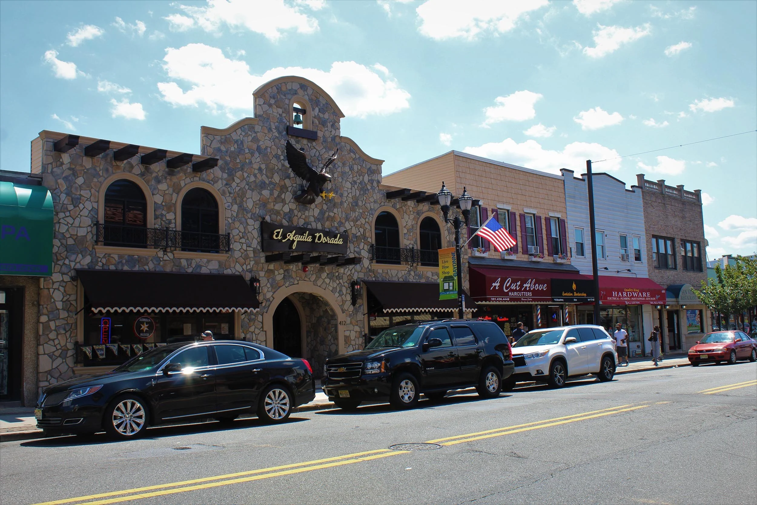 Plenty of Nearby Dining