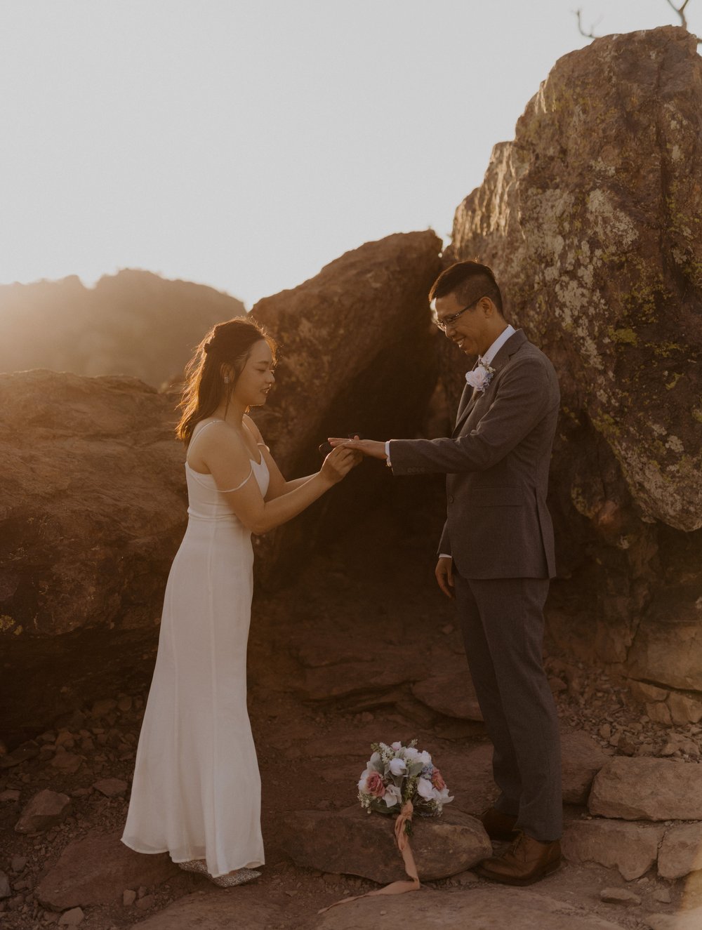 Grace_Jiming_BigBendElopement_Ceremony-62.jpg