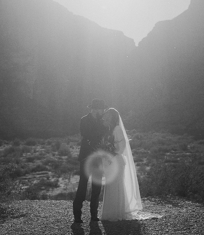 Willow House Intimate Wedding in Terlingua, Texas_01.jpeg