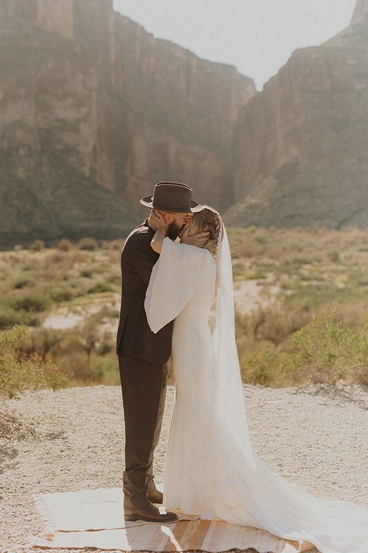 Willow House Intimate Wedding in Terlingua, Texas_68.jpeg